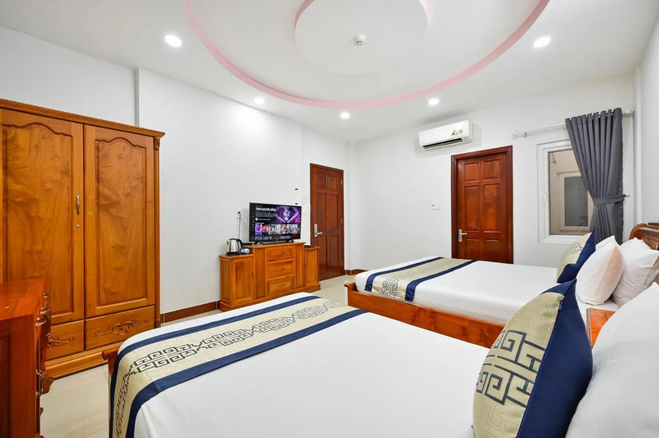 Bed in Sky Star Hotel