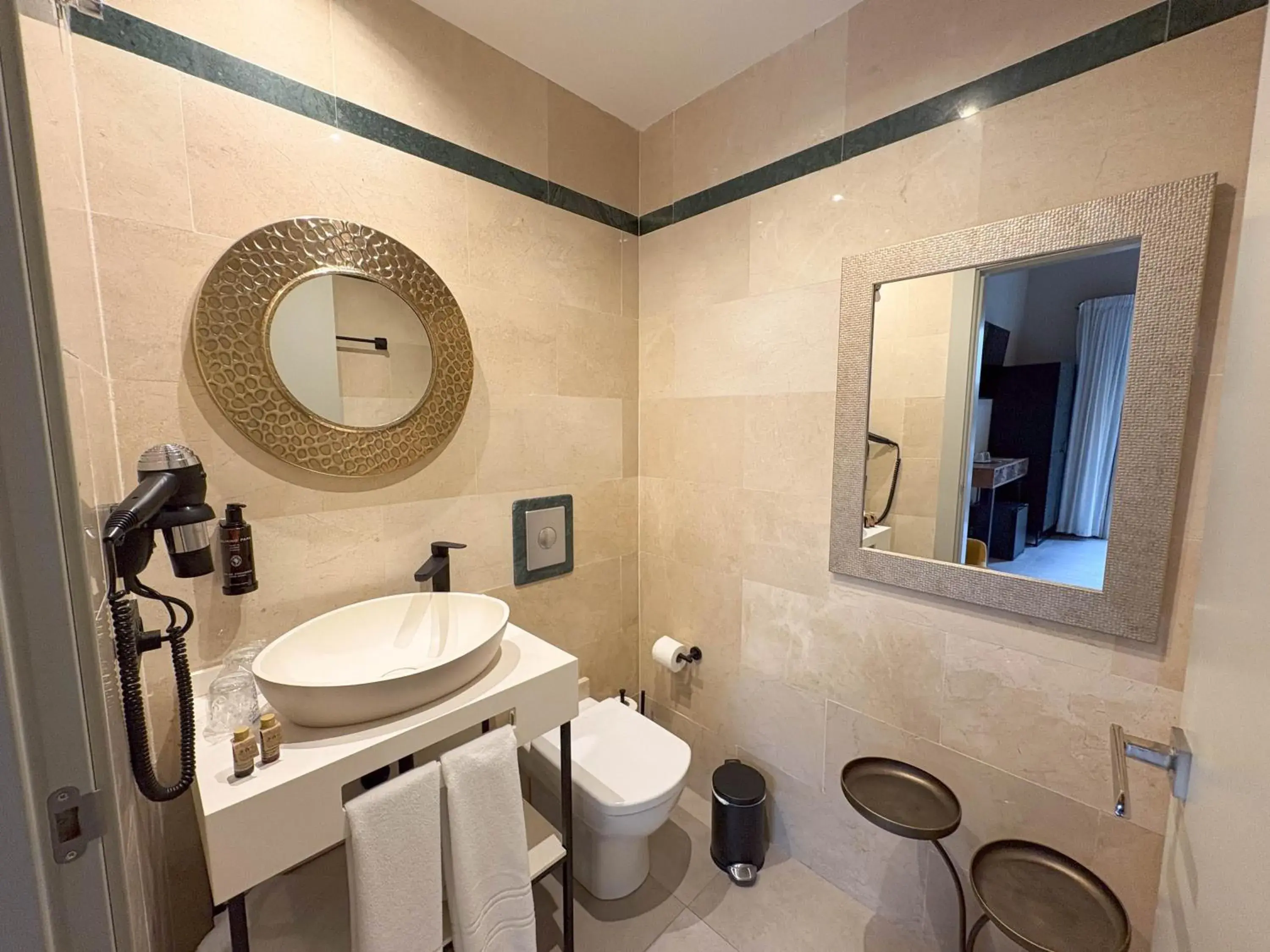 Toilet in Akla Hotel Badajoz Toilet in Akla Hotel Badajoz