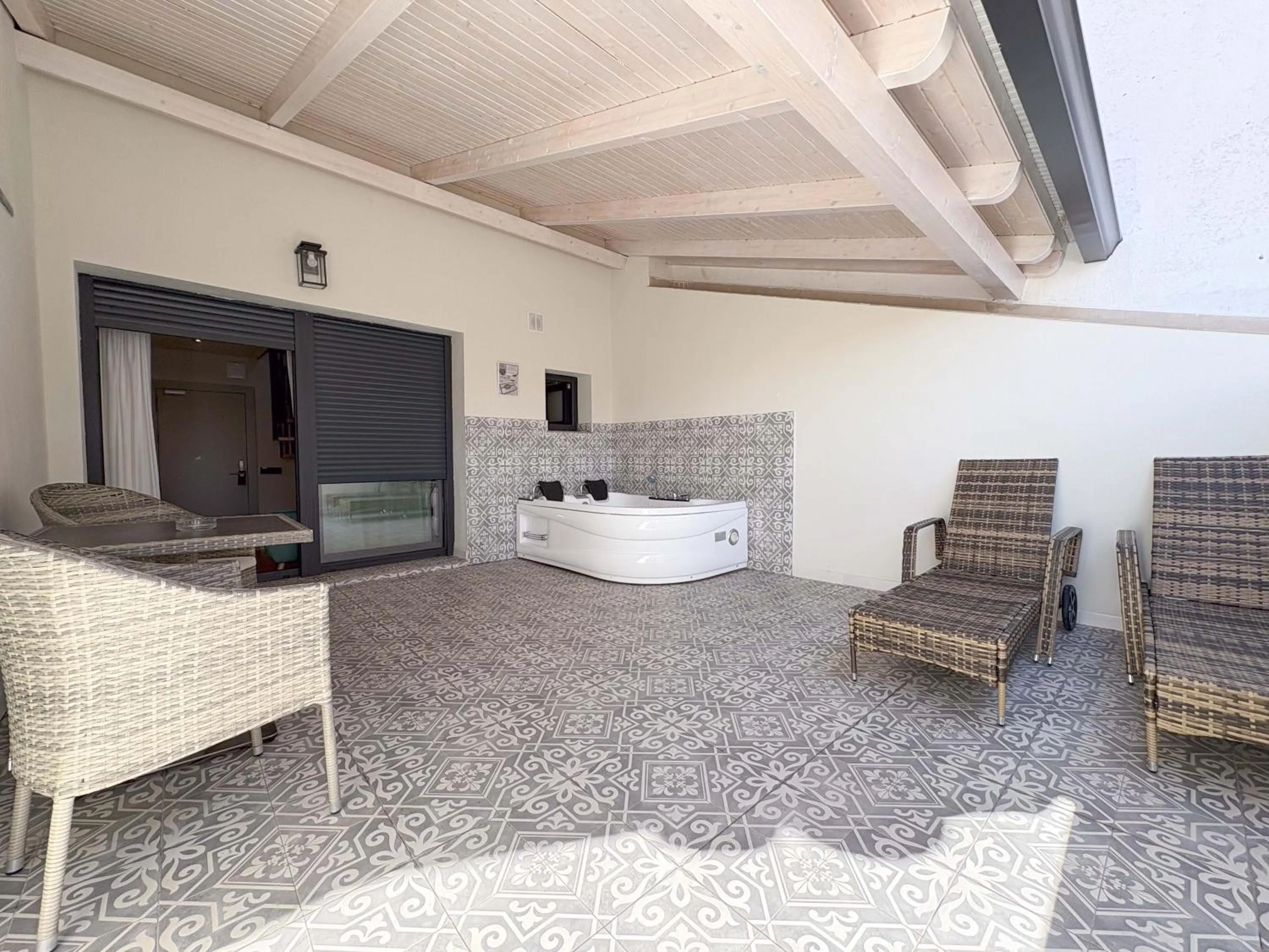 Hot Tub in Akla Hotel Badajoz