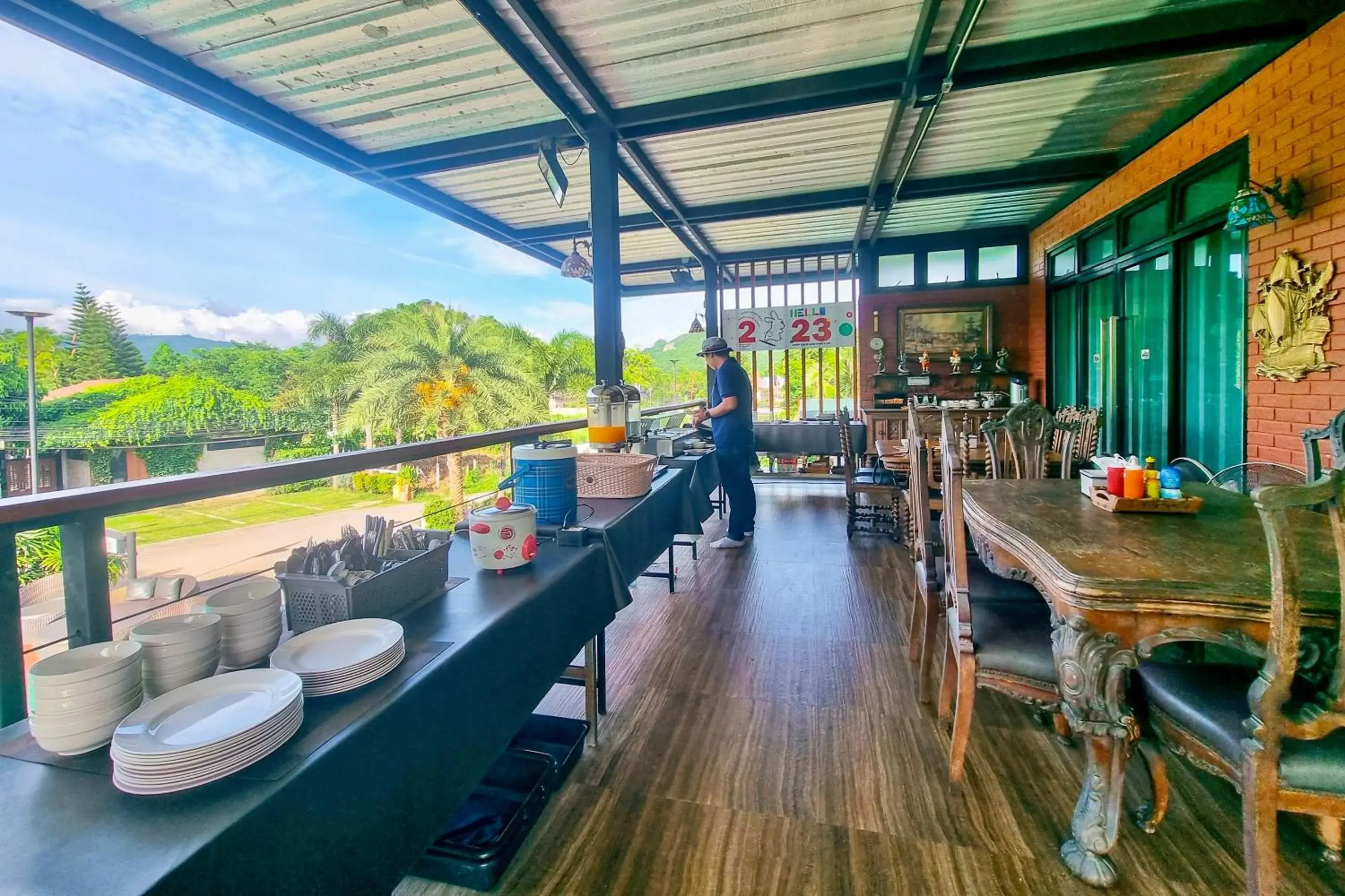 Restaurant/places to eat in Best Way Resort Restaurant/places to eat in Best Way Resort