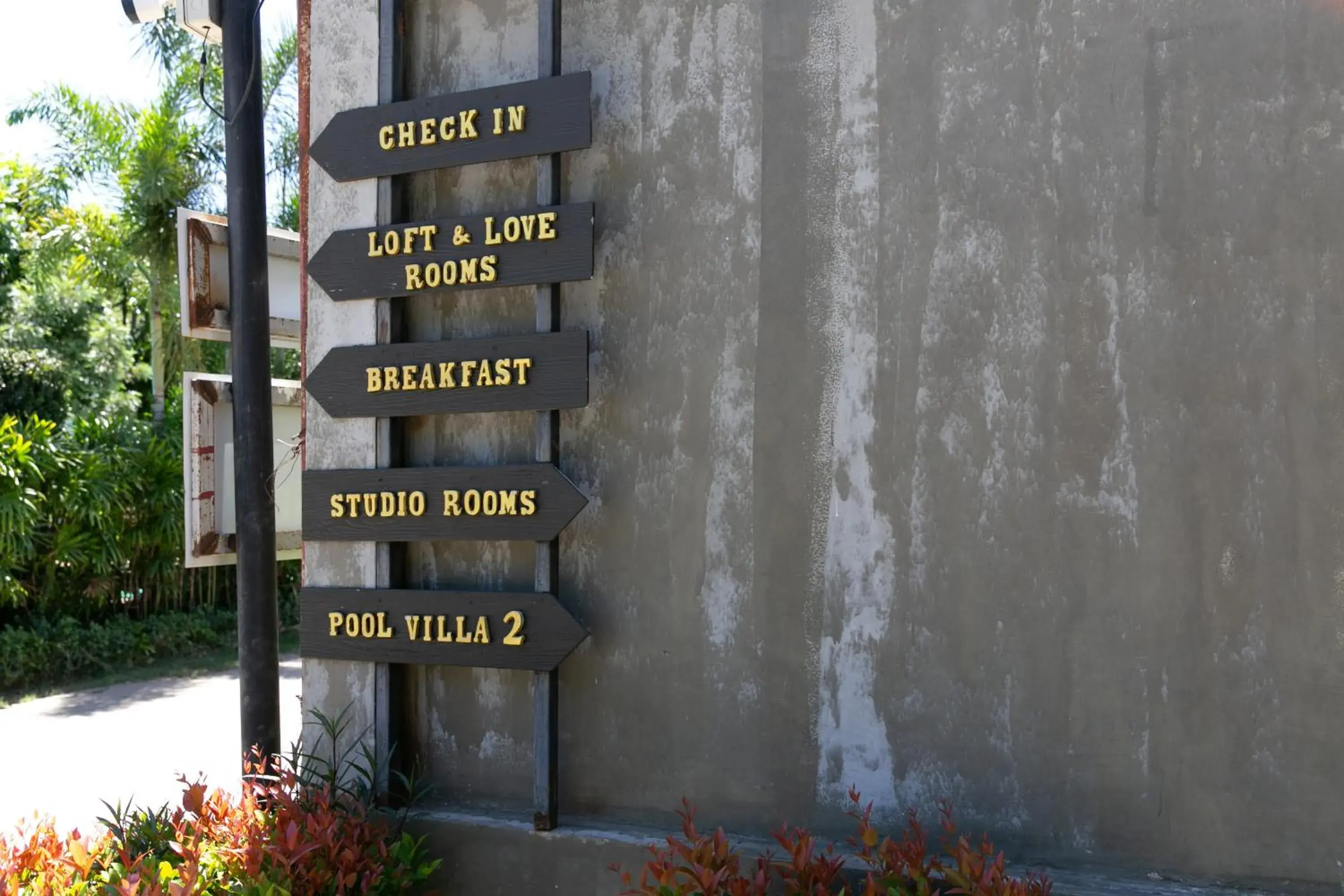 Property building in Best Way Resort Property building in Best Way Resort