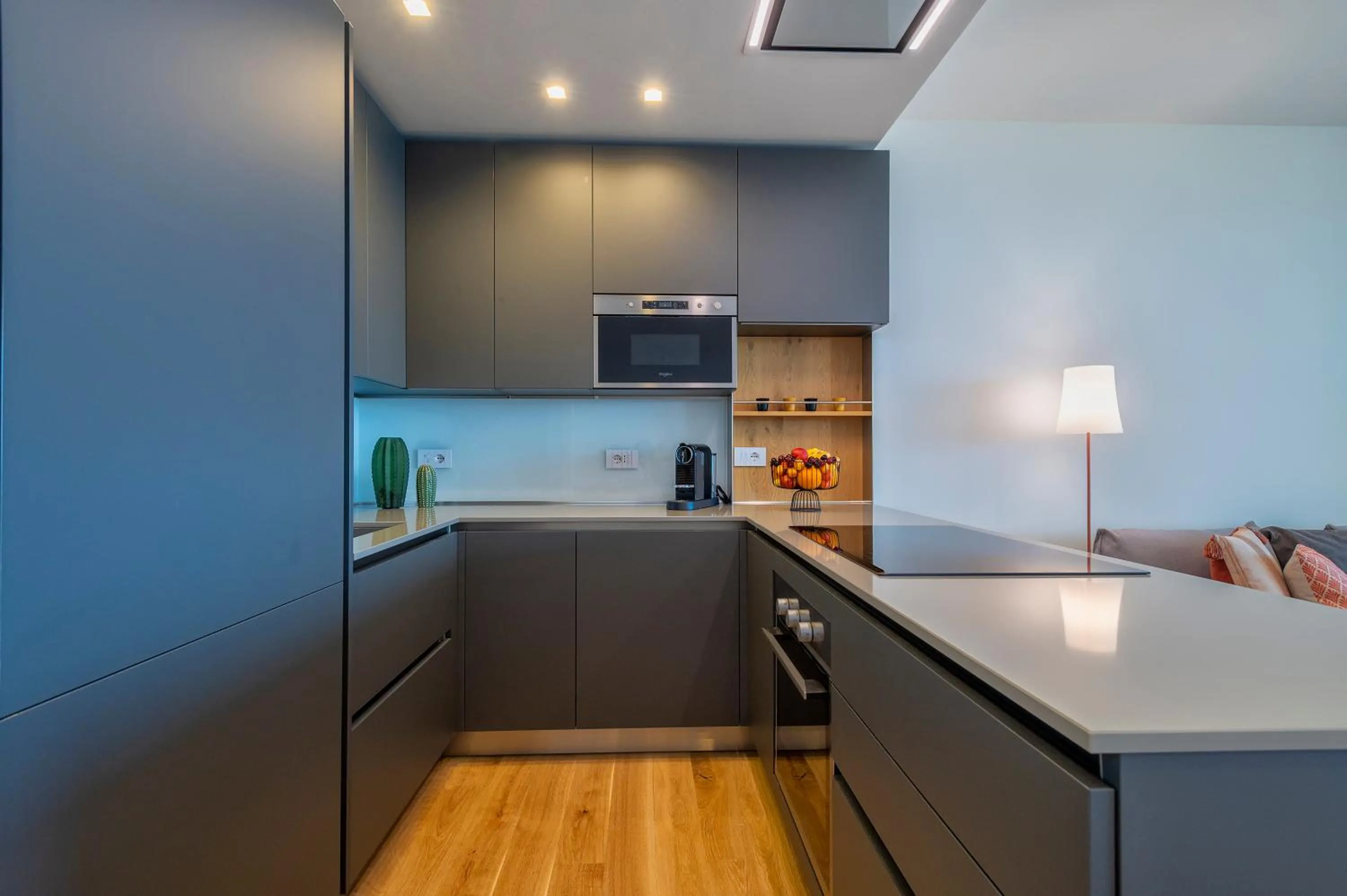 Kitchen or kitchenette in Sea inside luxury apartment: vista mozzafiato