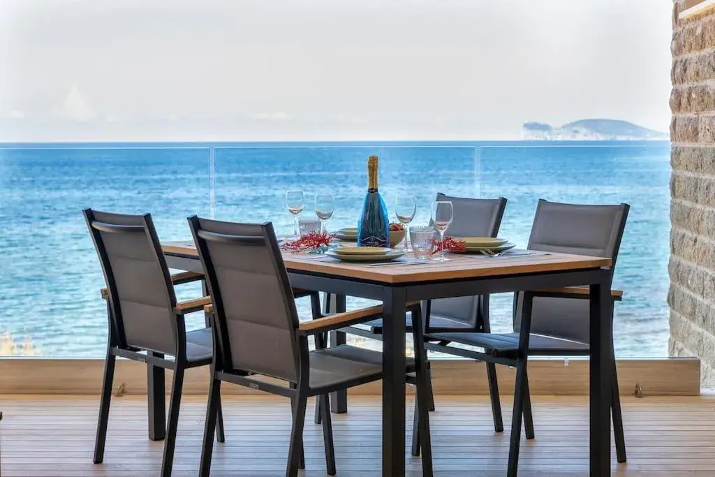 Sea inside luxury apartment: vista mozzafiato Sea inside luxury apartment: vista mozzafiato