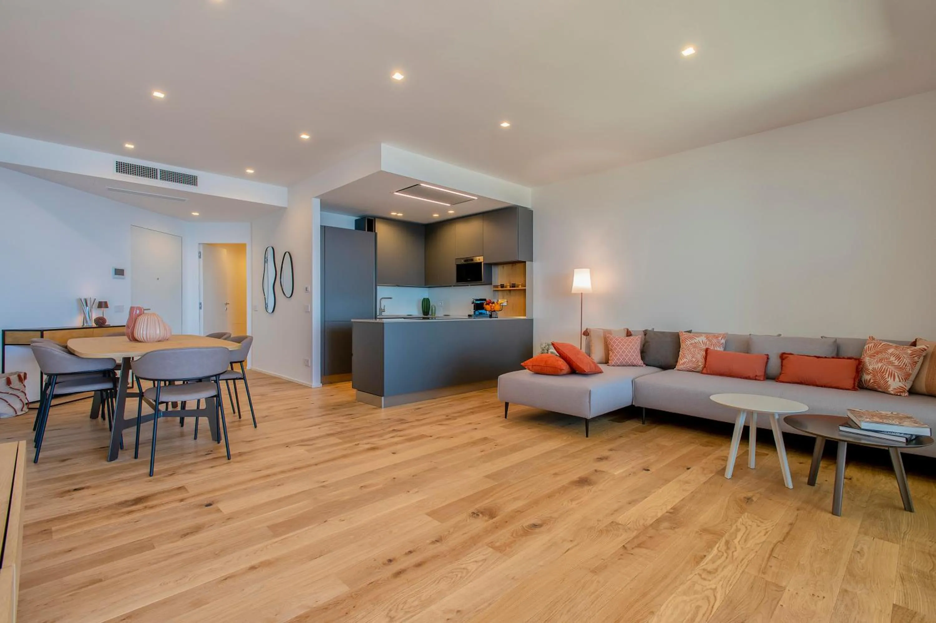 Kitchen or kitchenette in Sea inside luxury apartment: vista mozzafiato