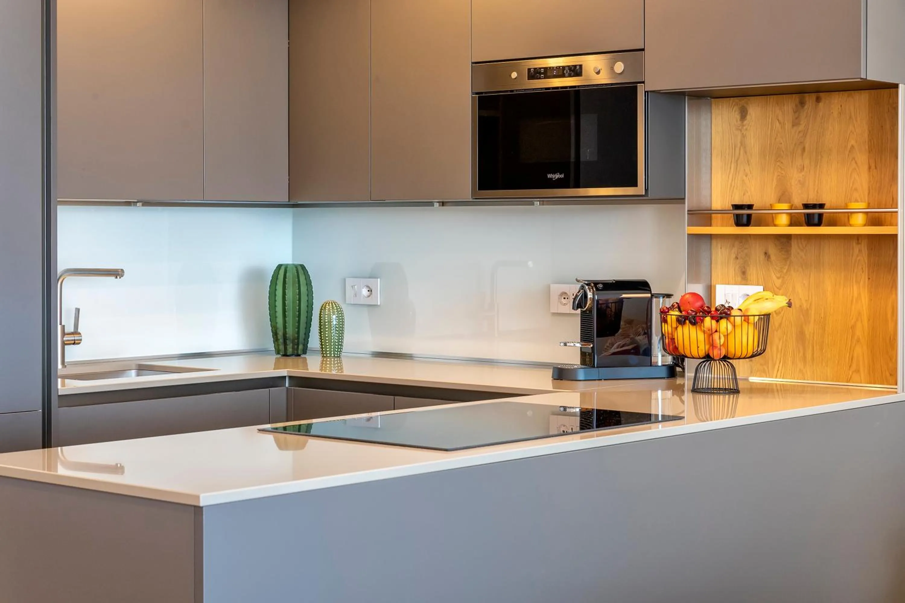 Coffee/tea facilities in Sea inside luxury apartment: vista mozzafiato