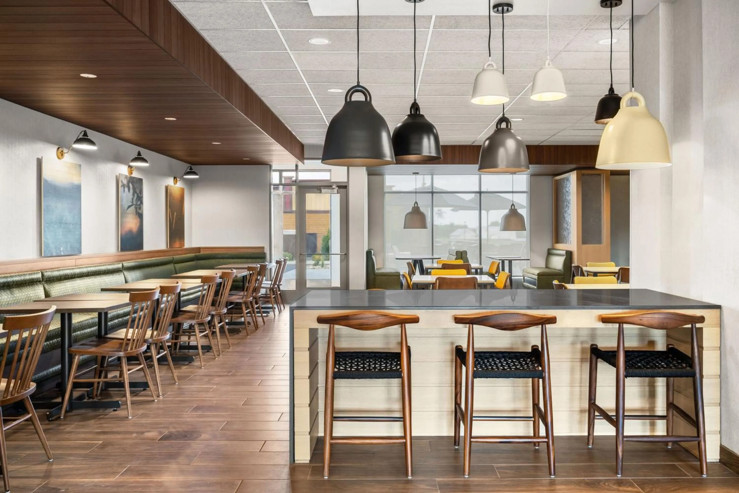 Restaurant/places to eat in Fairfield by Marriott Inn & Suites Baraboo