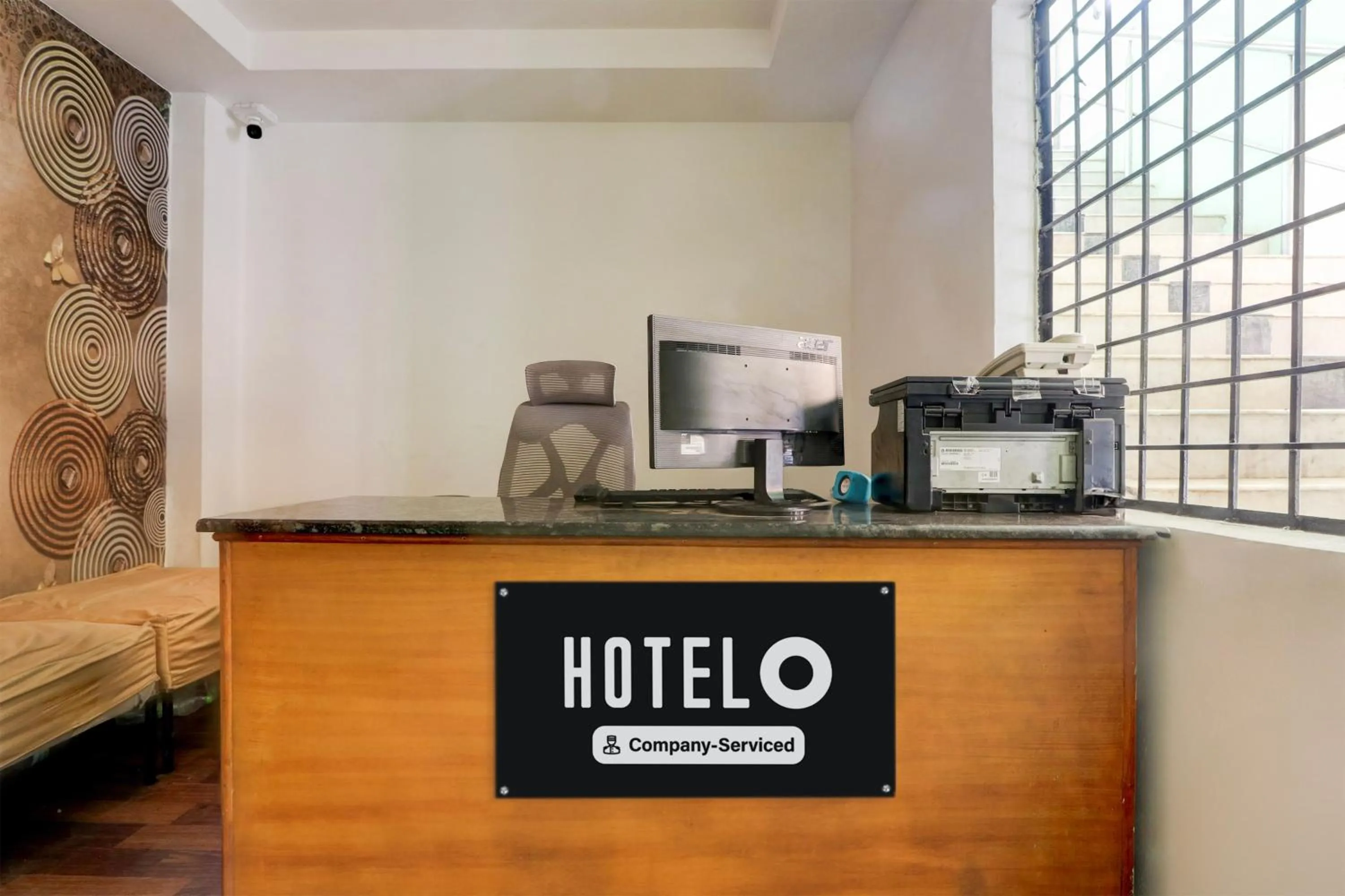 Lobby or reception, Bed in Hotel O Heavens Inn