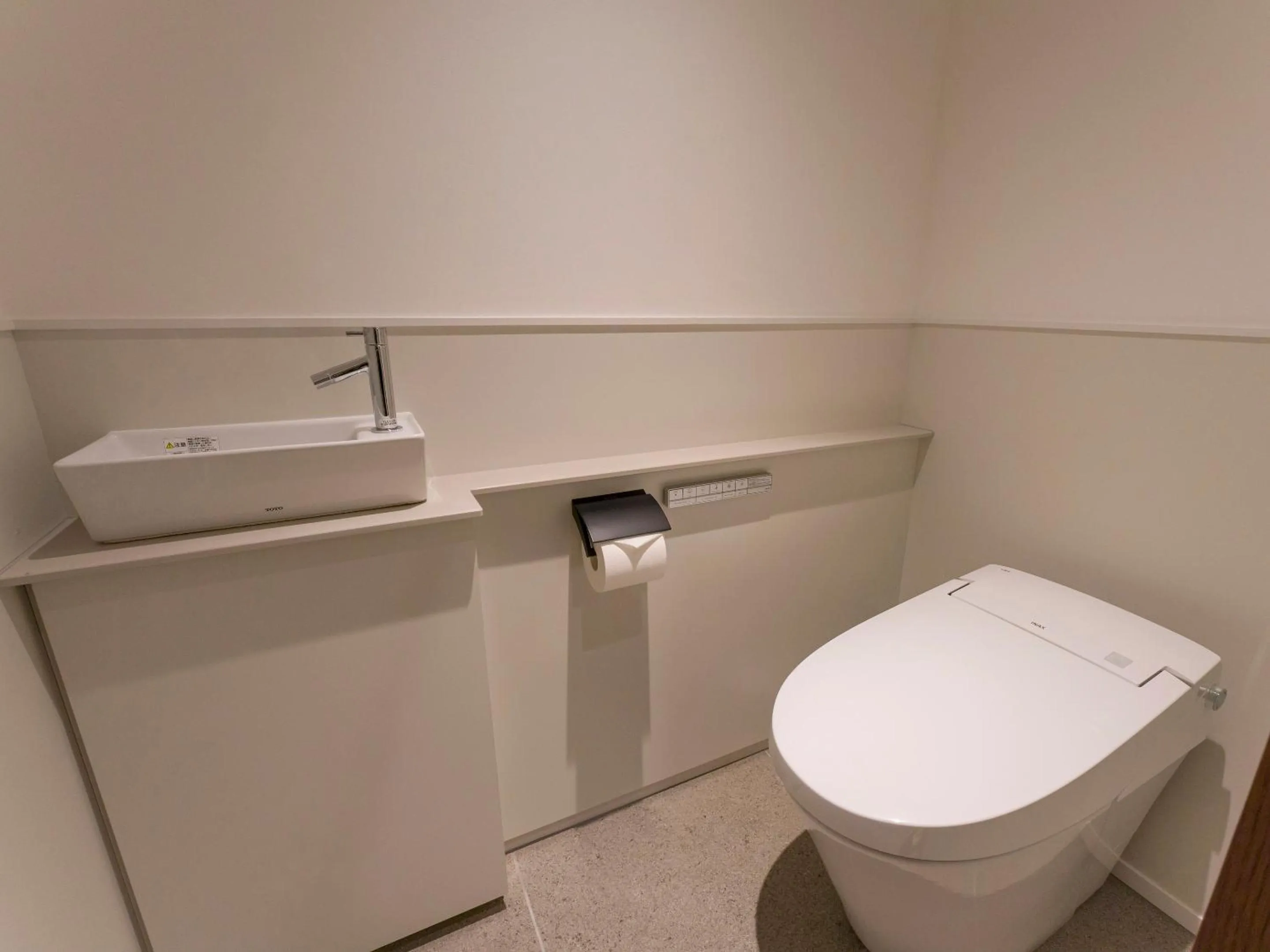 Area and facilities in Rakuten STAY Atami