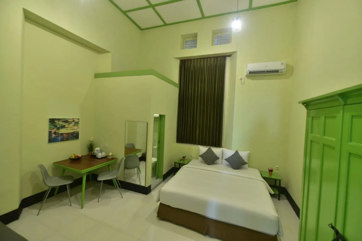 Bedroom in Hotel Irian Surabaya