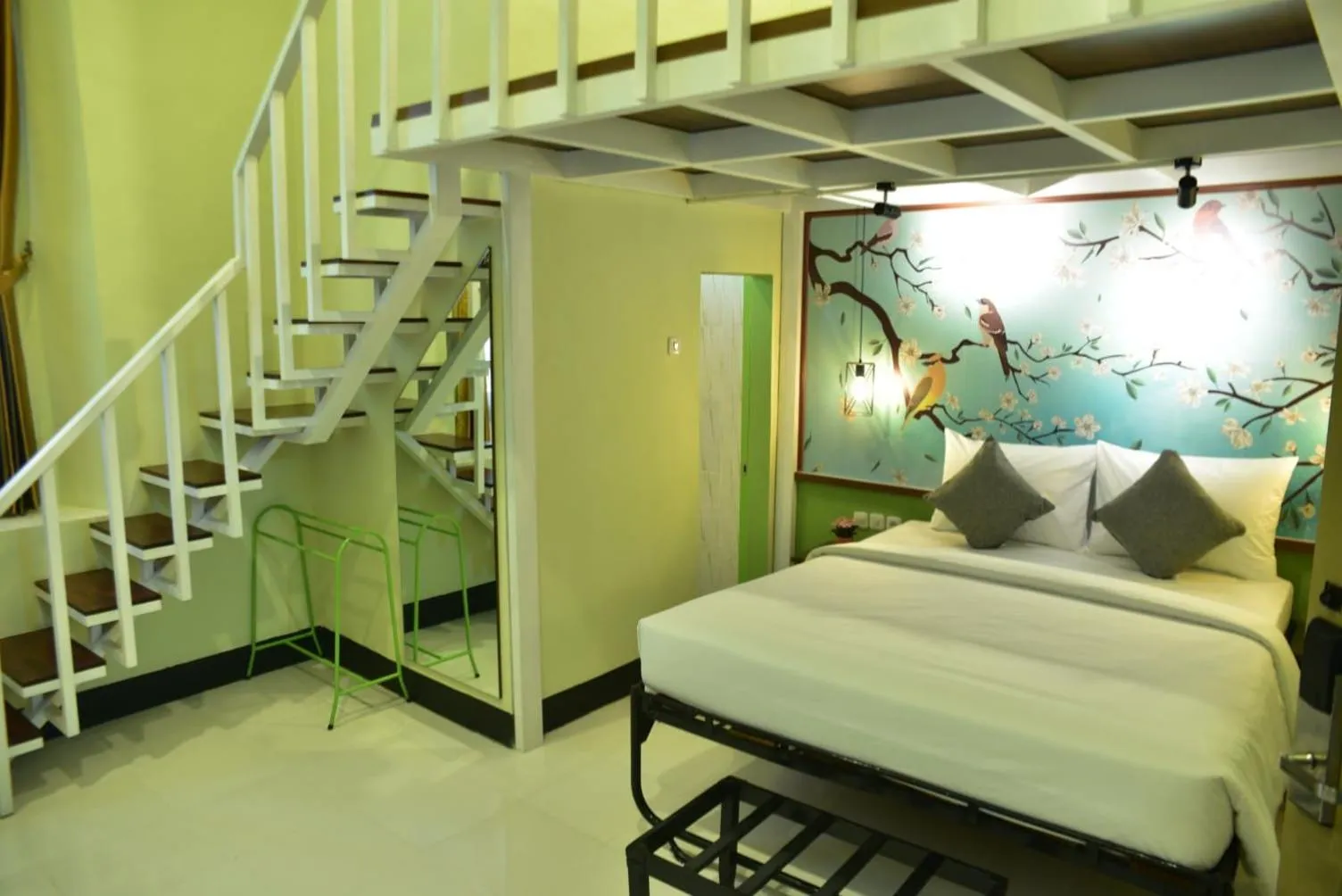 Photo of the whole room in Hotel Irian Surabaya