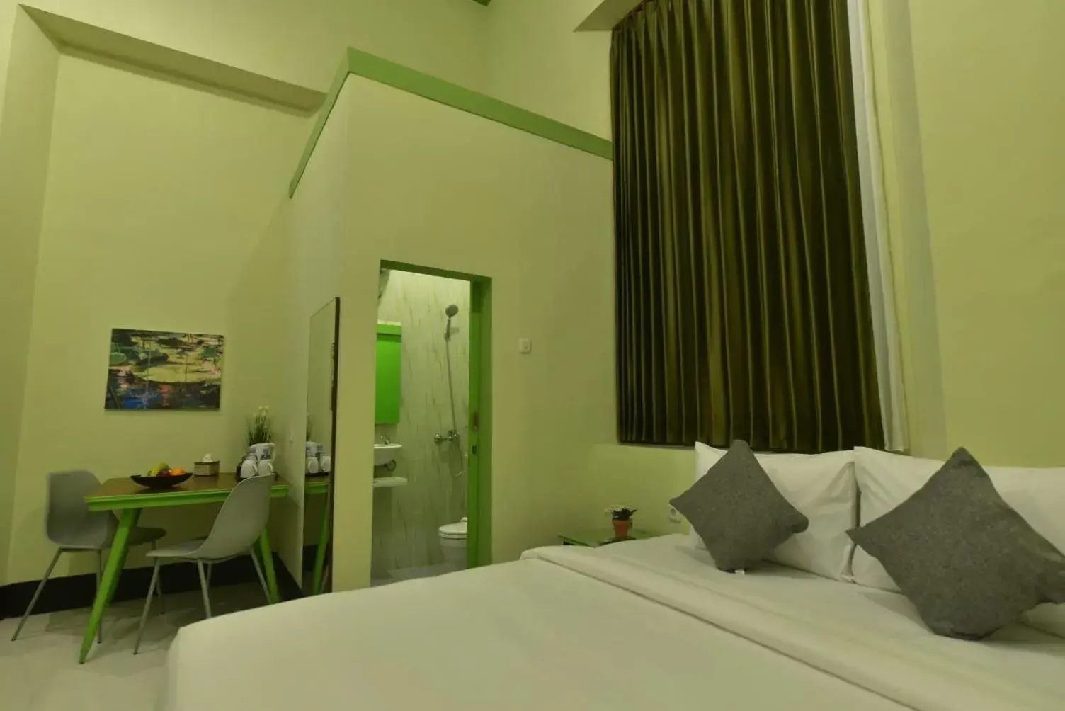 Deluxe Double Room in Hotel Irian Surabaya Deluxe Double Room in Hotel Irian Surabaya