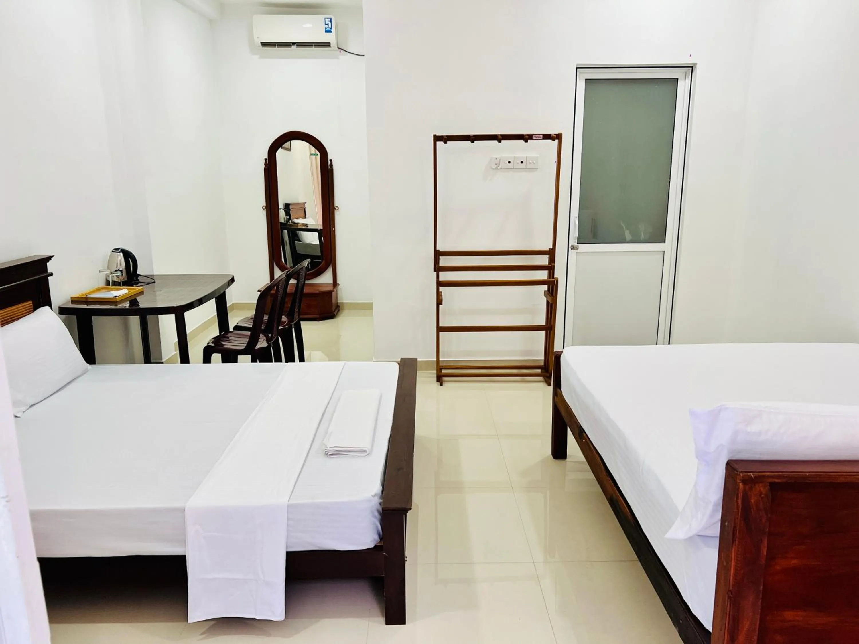 Bed in Eco Resort Kandy