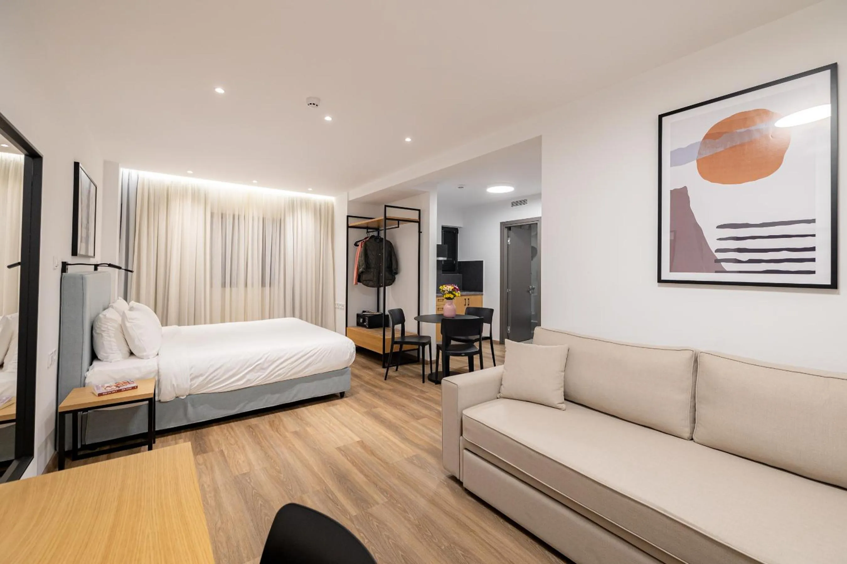 Photo of the whole room, Bed in Earos Urban Living