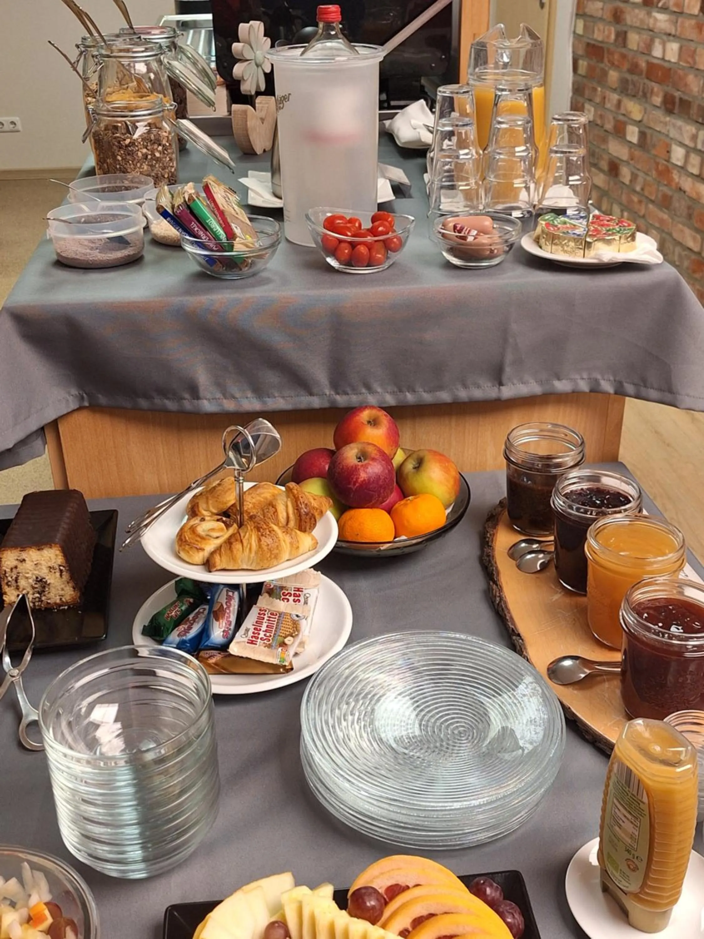 Breakfast in Cafe und Pension Blohm