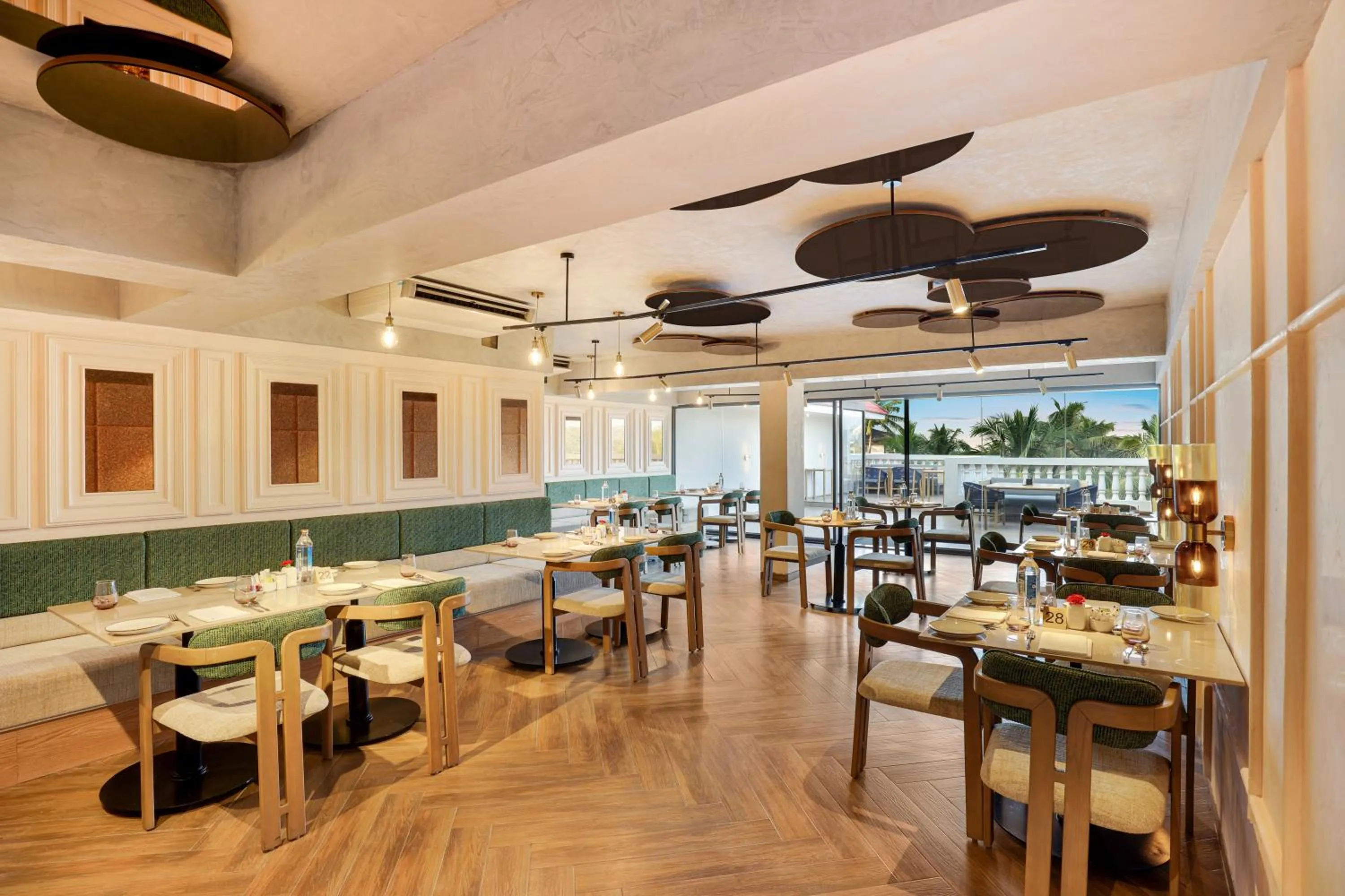 Restaurant/places to eat in Grand Mercure Goa Candolim - An Accor Hotels Brand
