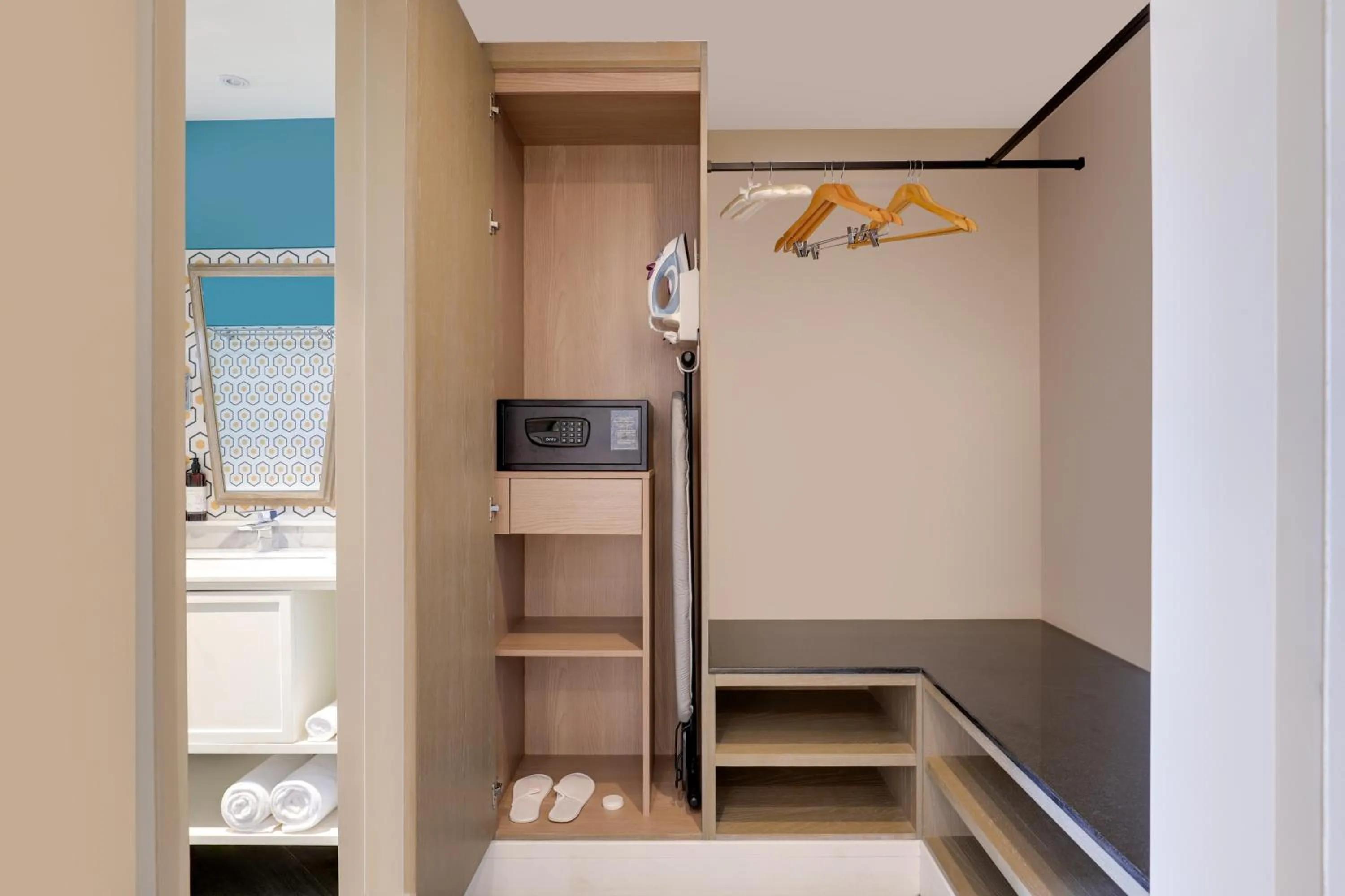 wardrobe, Bed in Grand Mercure Goa Candolim - An Accor Hotels Brand