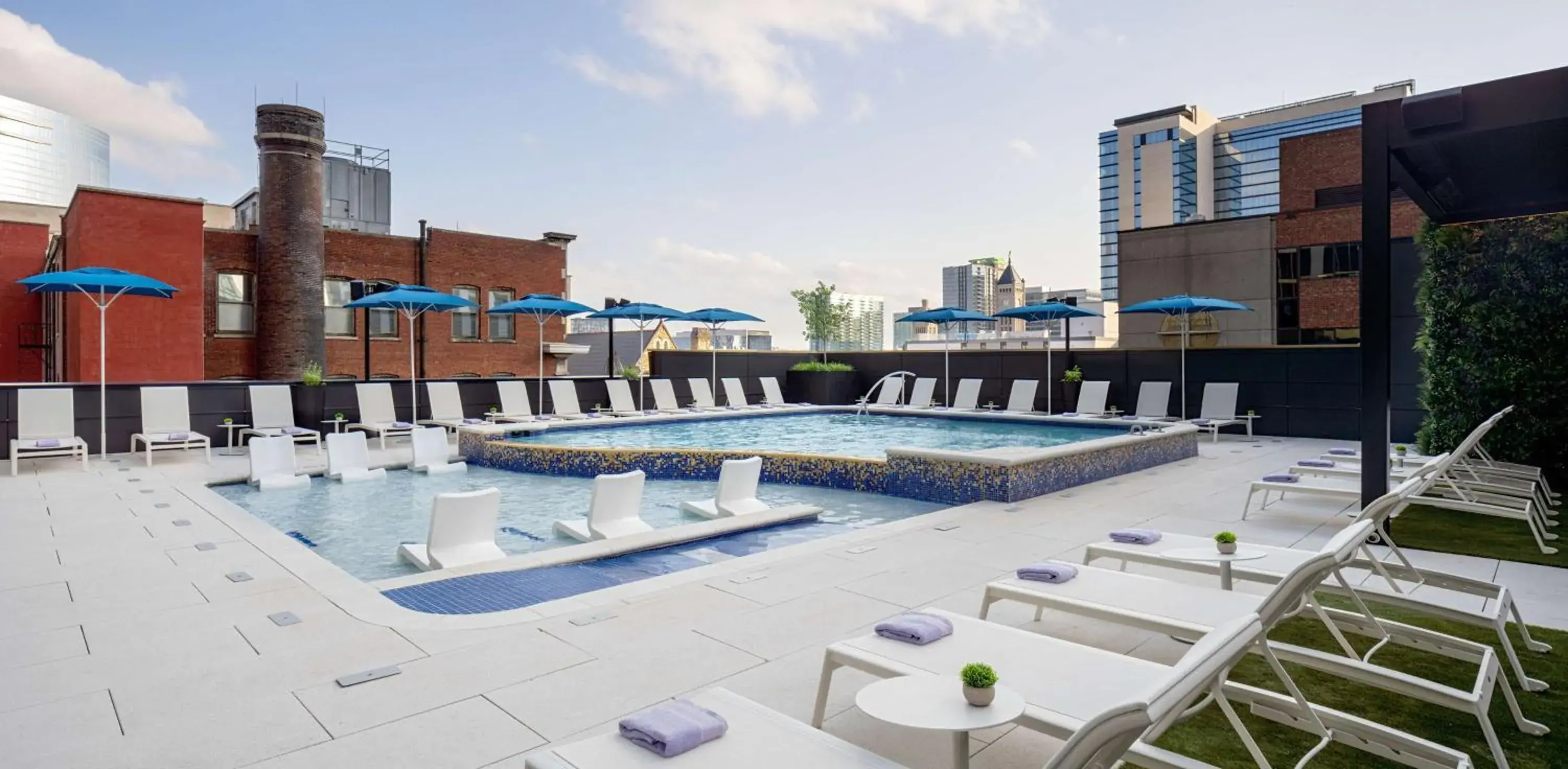 Pool view in Tempo By Hilton Nashville Downtown Pool view in Tempo By Hilton Nashville Downtown
