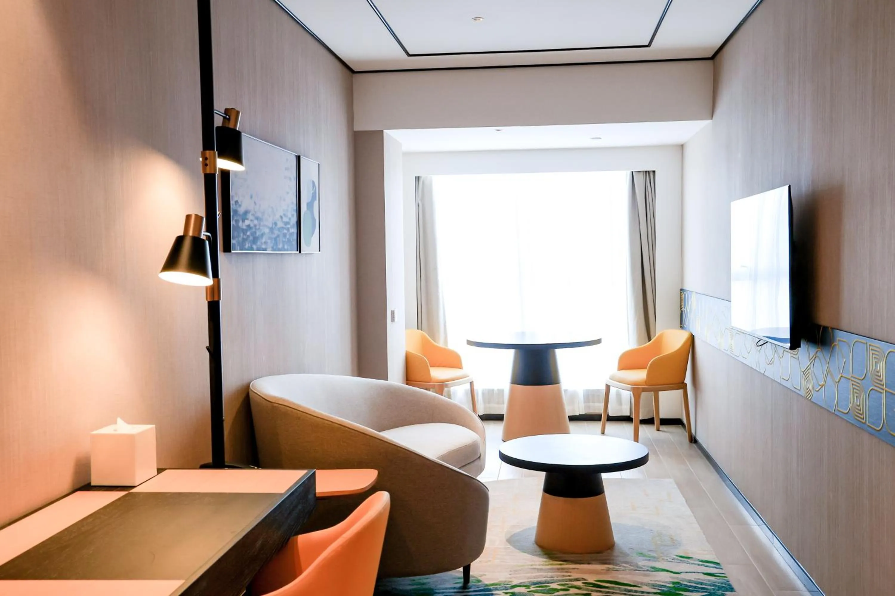 Communal lounge/ TV room in Hilton Garden Inn Guangzhou Airport Aerotropolis - Free shuttle to Airport