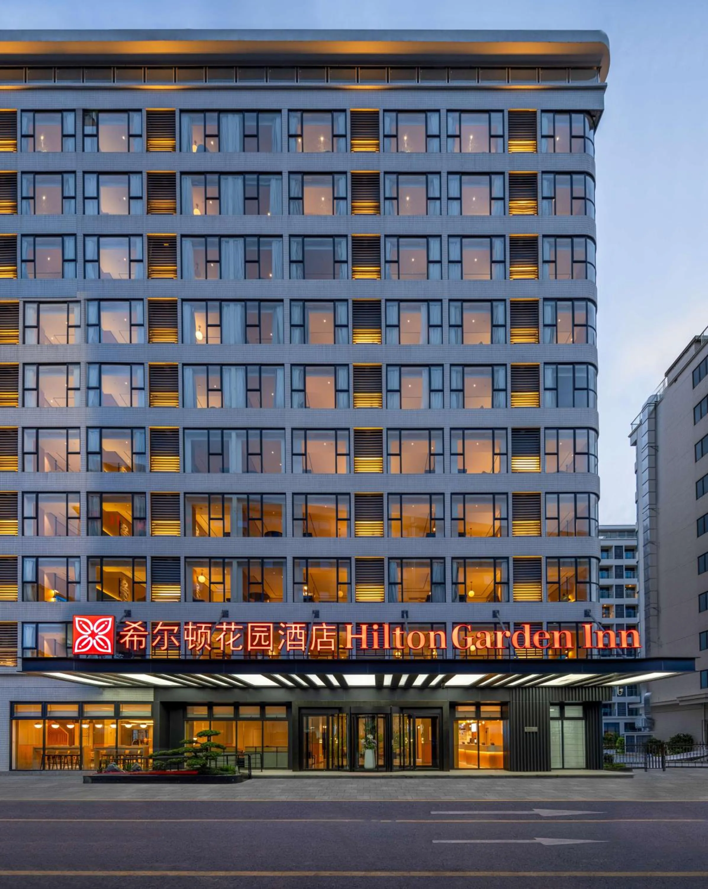 Property building in Hilton Garden Inn Guangzhou Airport Aerotropolis - Free shuttle to Airport