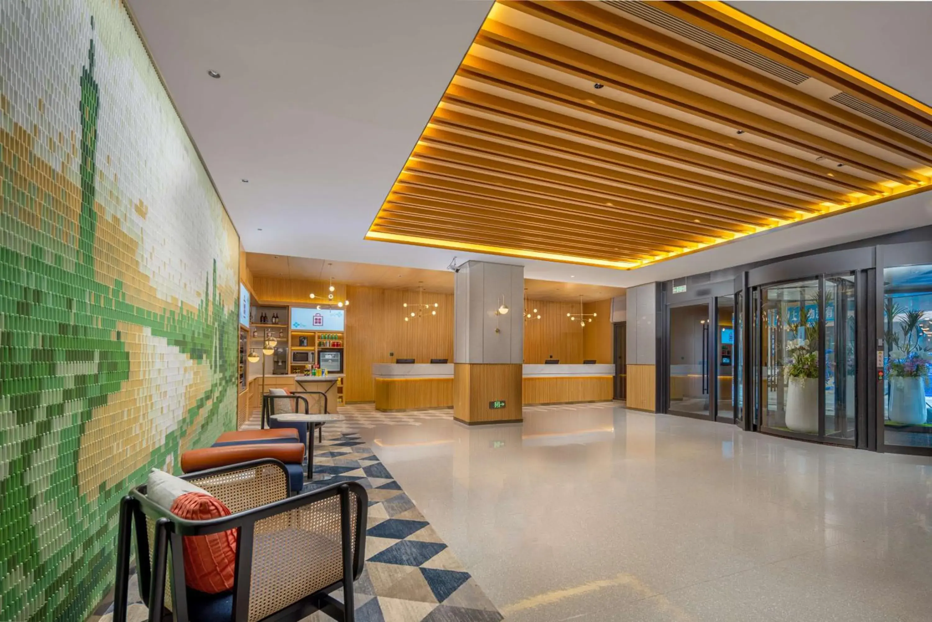 Lobby or reception in Hilton Garden Inn Guangzhou Airport Aerotropolis - Free shuttle to Airport Lobby or reception in Hilton Garden Inn Guangzhou Airport Aerotropolis - Free shuttle to Airport