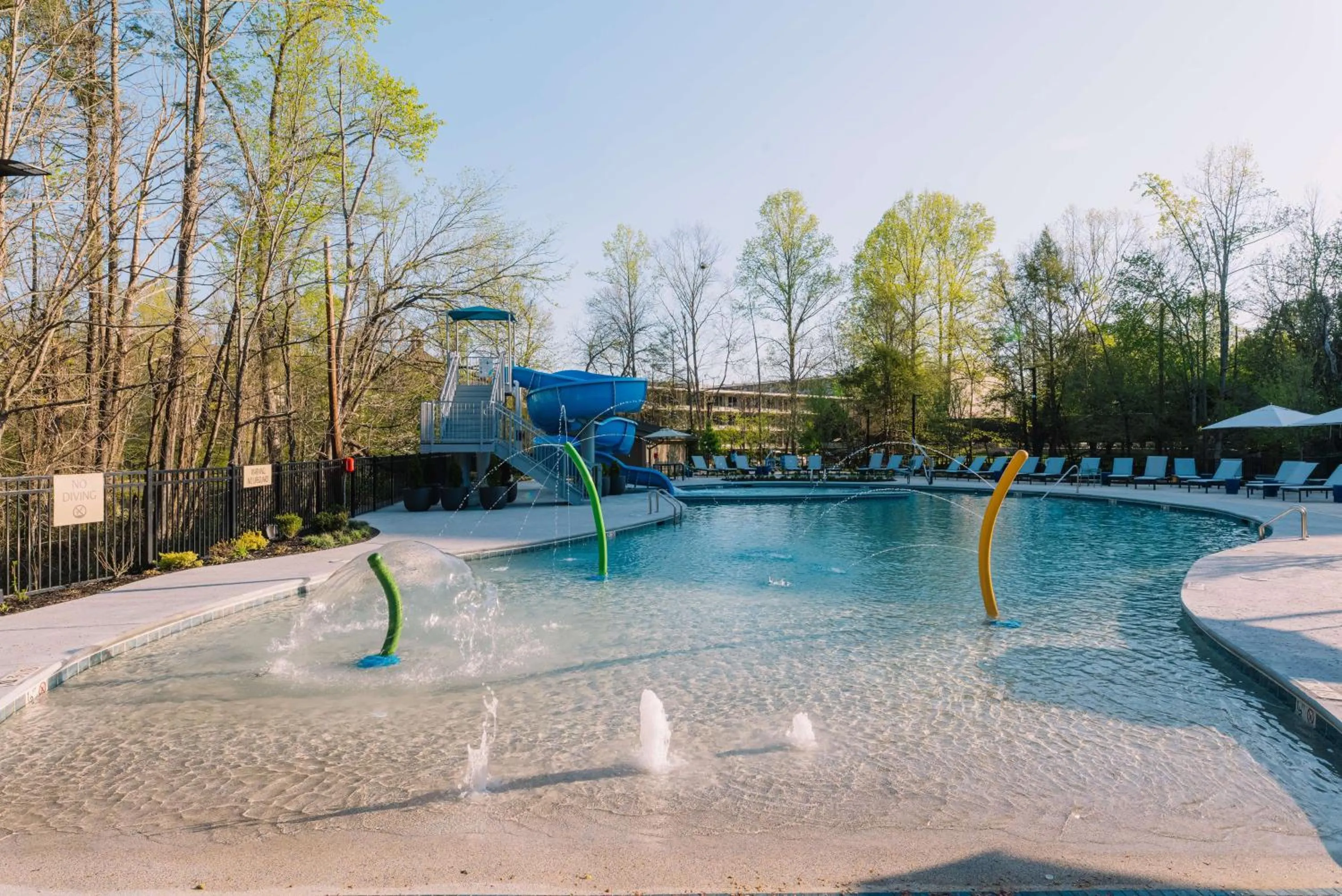 Pool view in Embassy Suites By Hilton Gatlinburg Resort