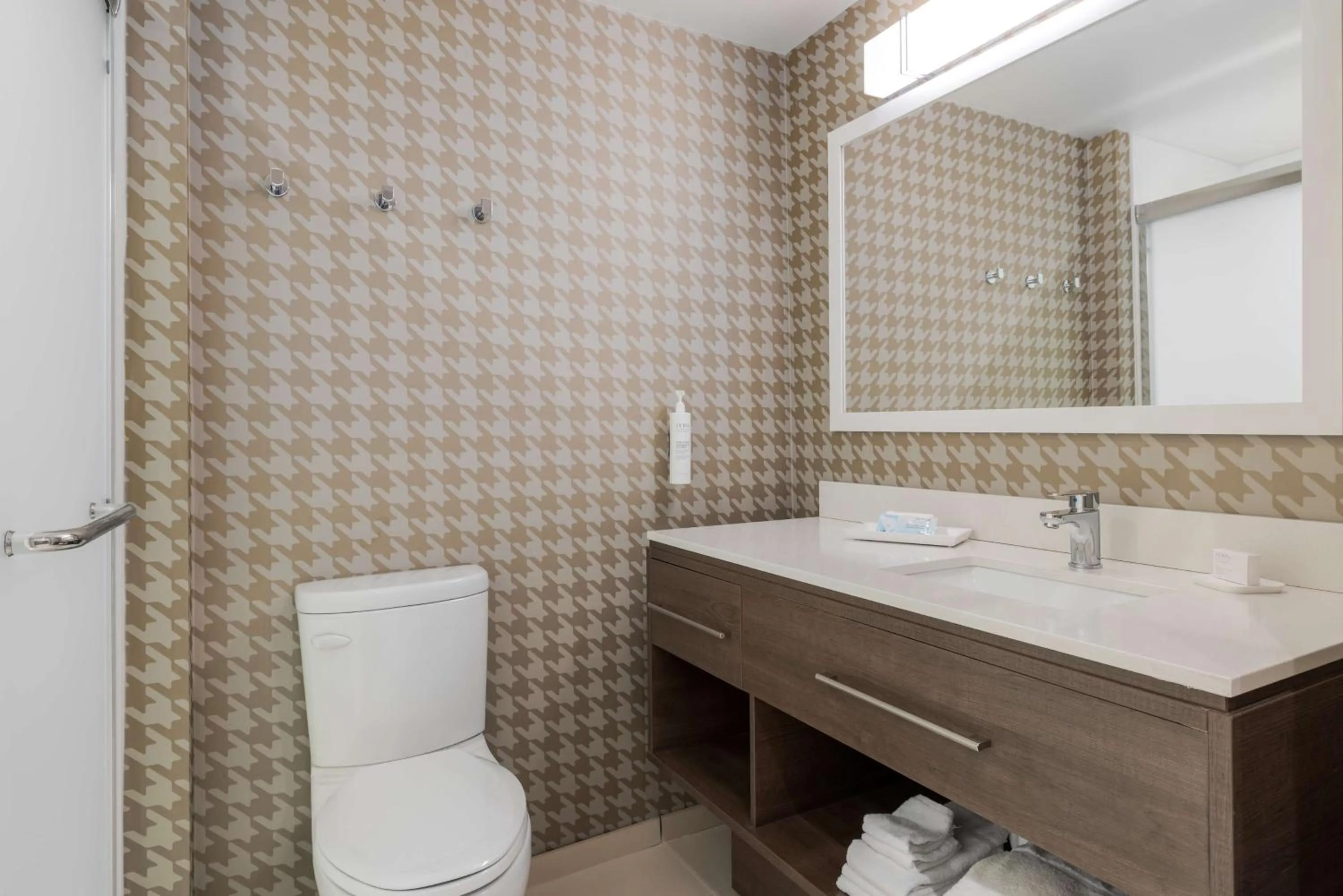 Bathroom in Home2 Suites By Hilton El Centro