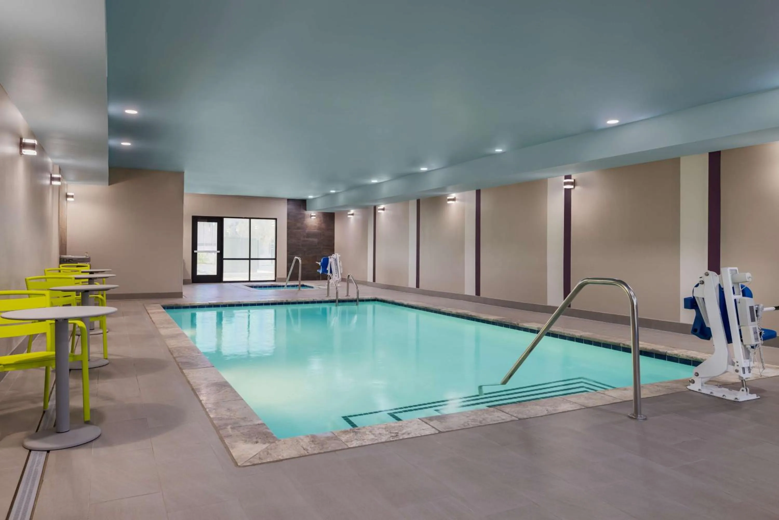 Pool view in Home2 Suites By Hilton El Centro