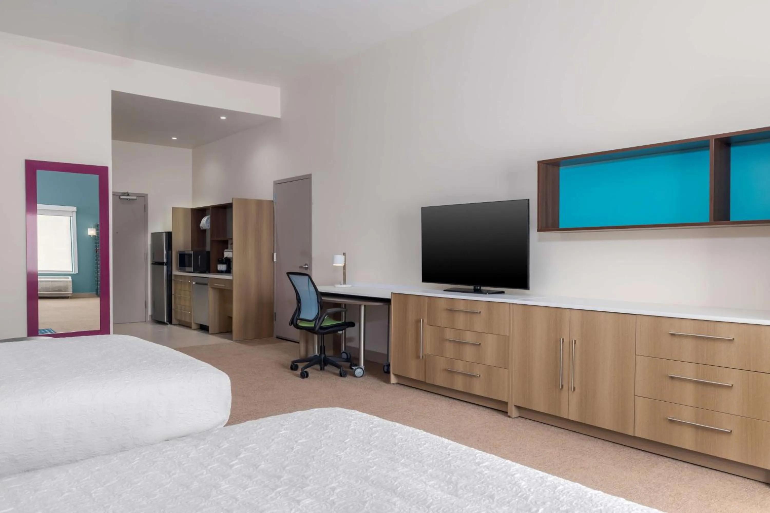 Bedroom, Bed in Home2 Suites By Hilton El Centro
