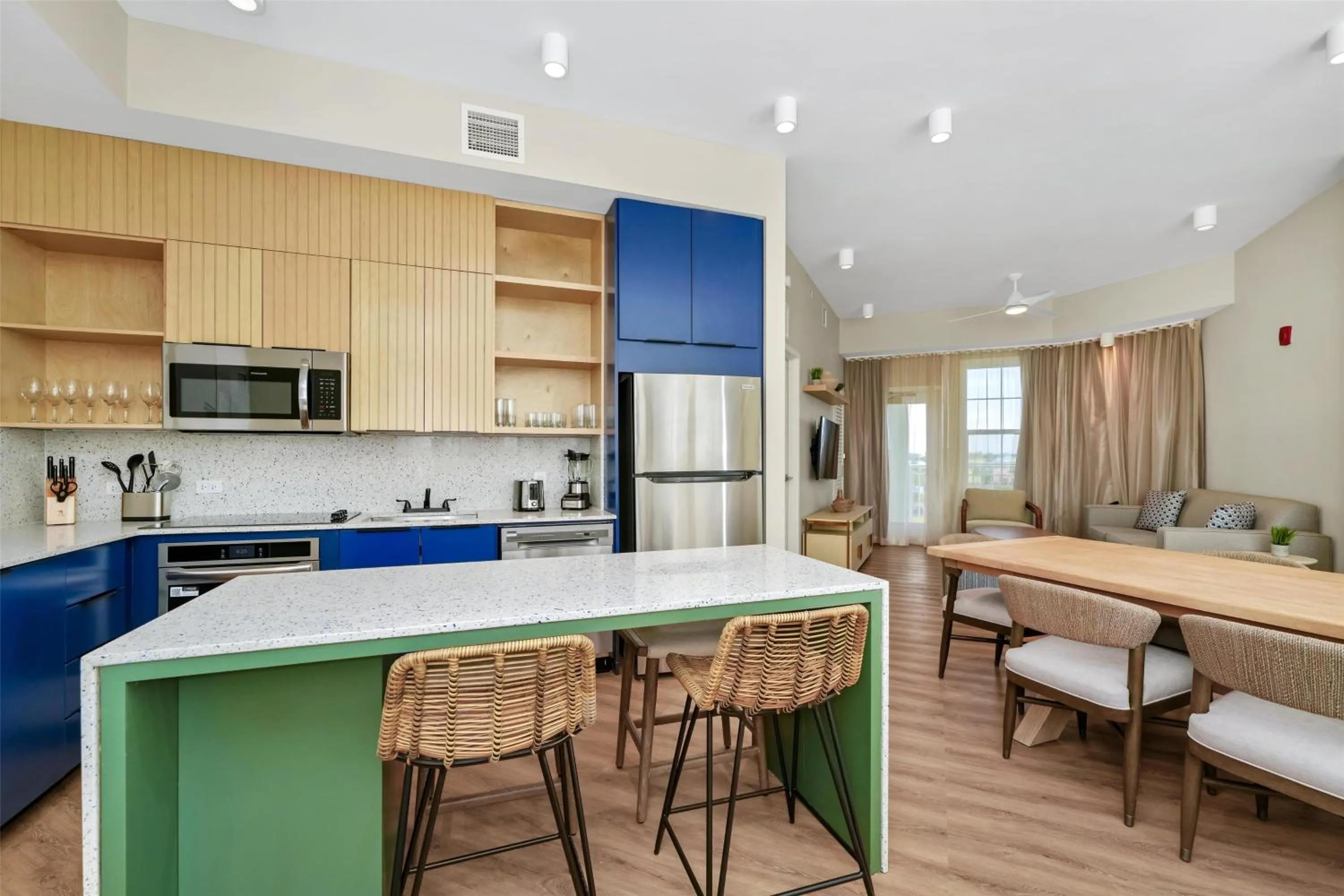 Kitchen or kitchenette in Embassy Suites By Hilton Orlando Sunset Walk