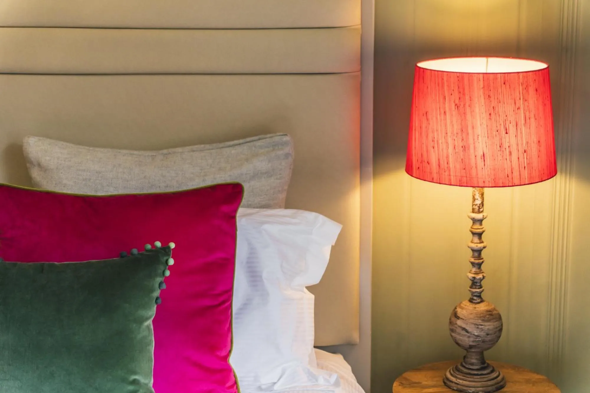 Bed in Royal View Apartments