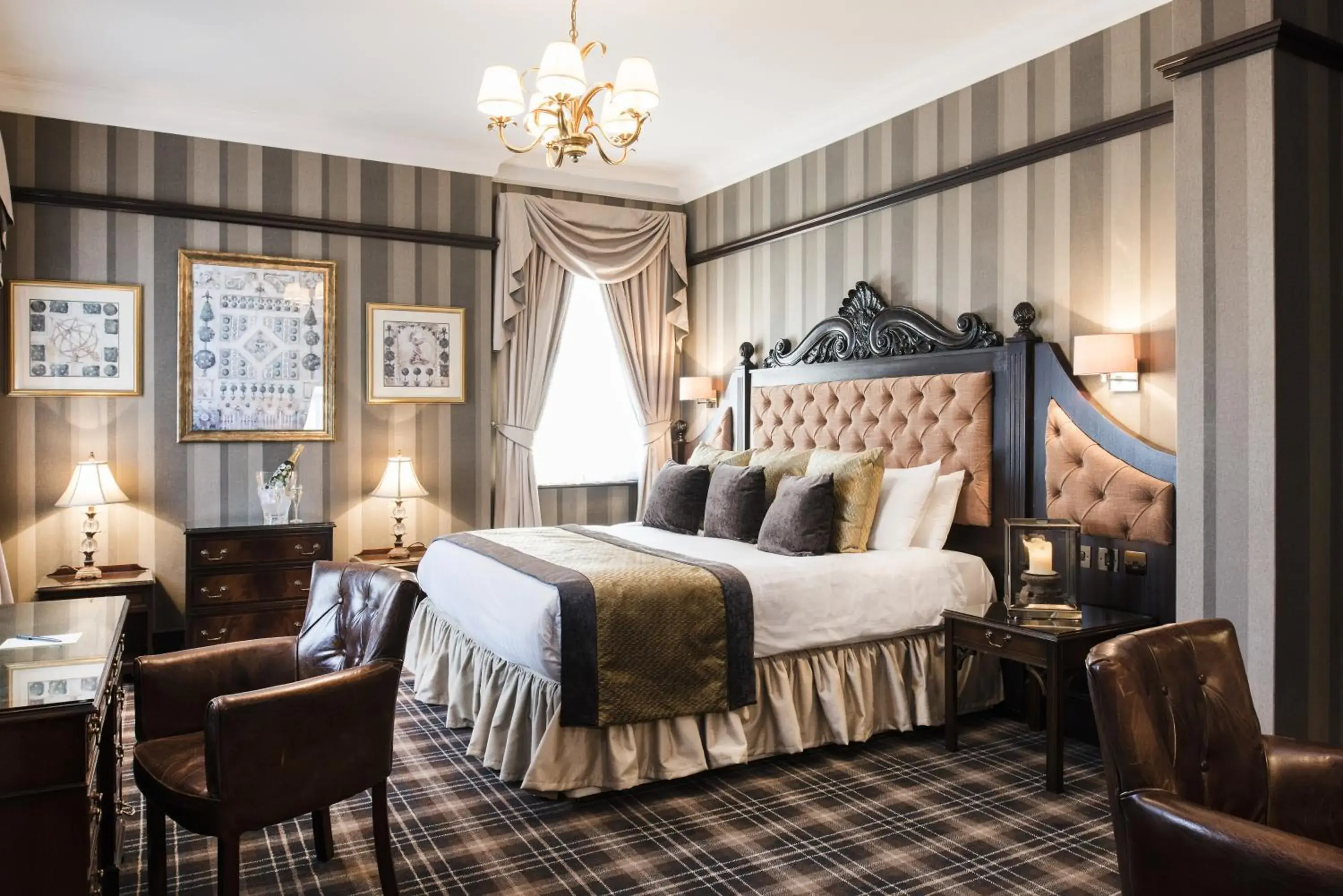 Presidential Suite - single occupancy in The Vermont Hotel Newcastle Presidential Suite - single occupancy in The Vermont Hotel Newcastle