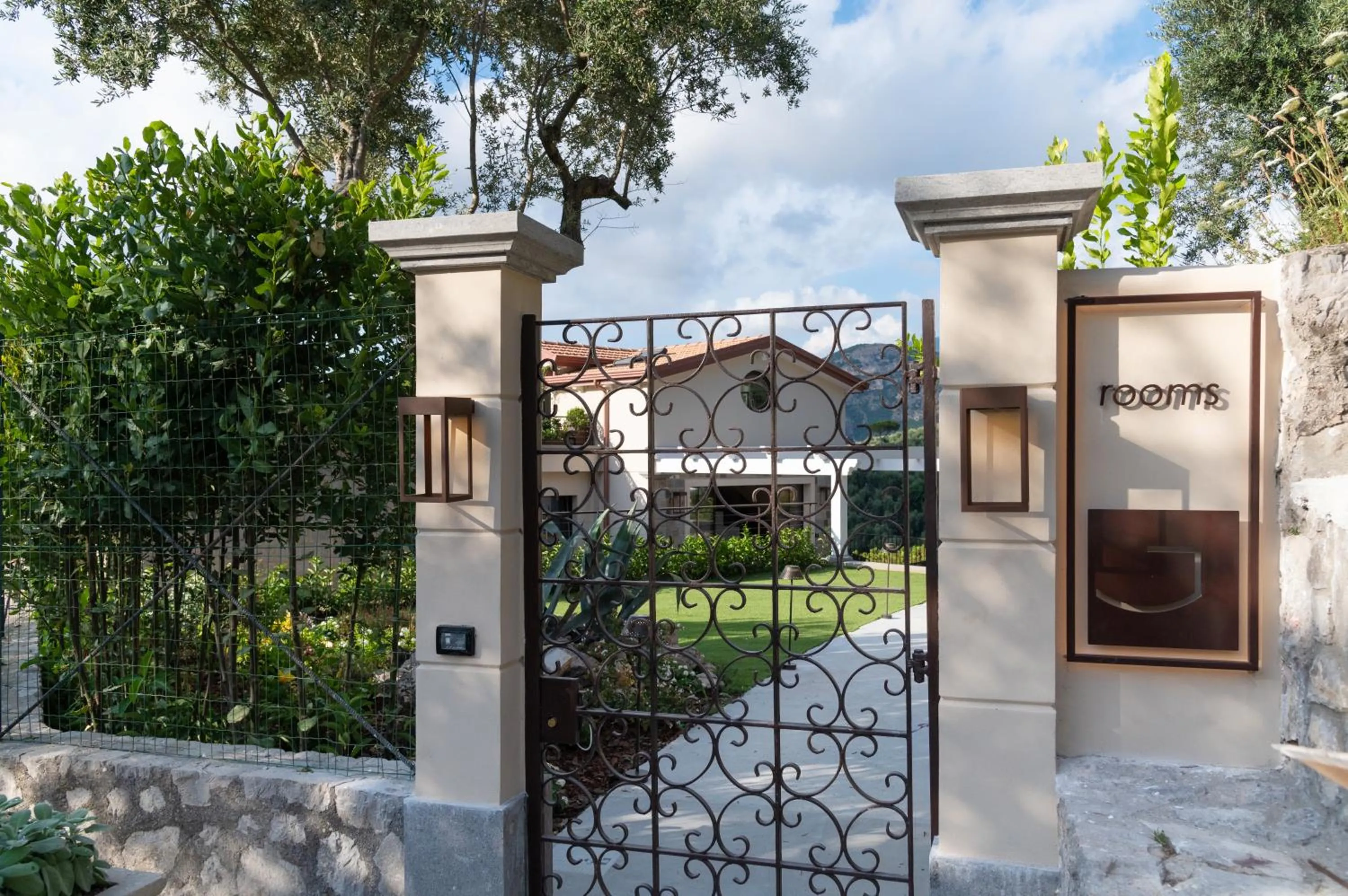 Property building in Gargiulo Resort