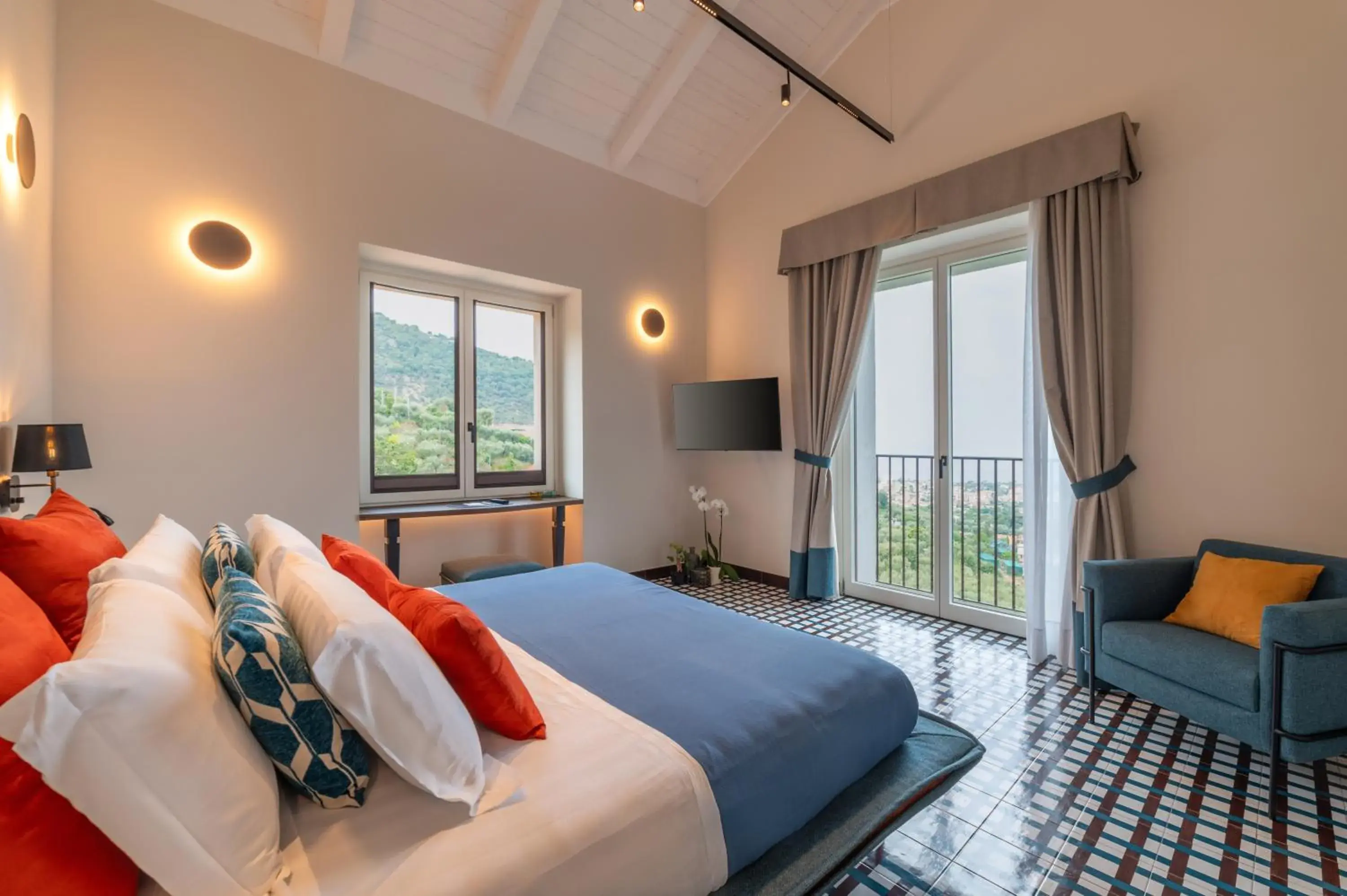 Deluxe Suite with Sea View in Gargiulo Resort Deluxe Suite with Sea View in Gargiulo Resort