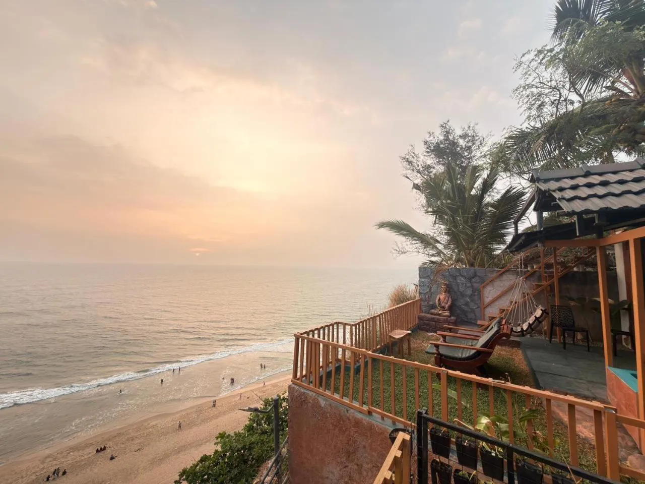 Sky Frame Beach Resort