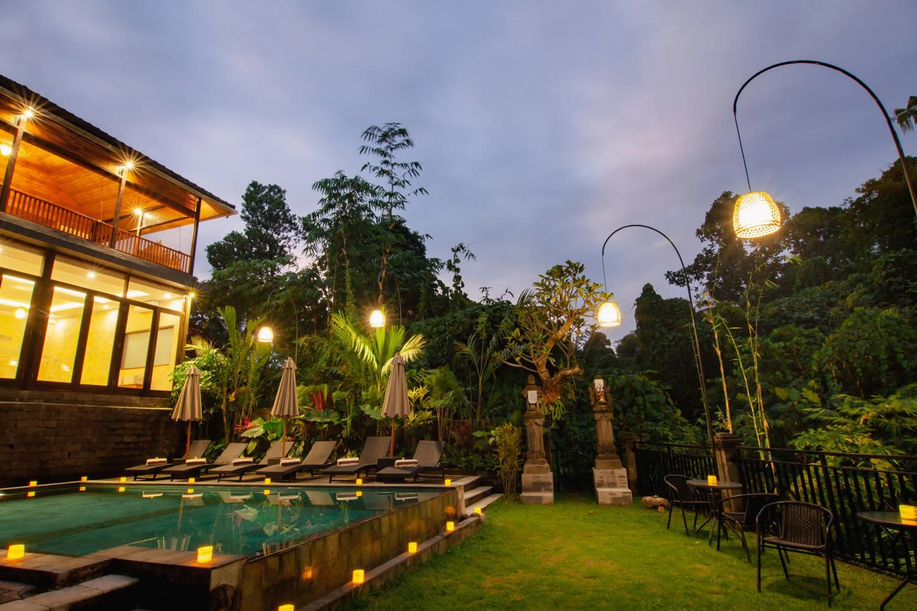Property building in Ahamta Ubud by Prasi