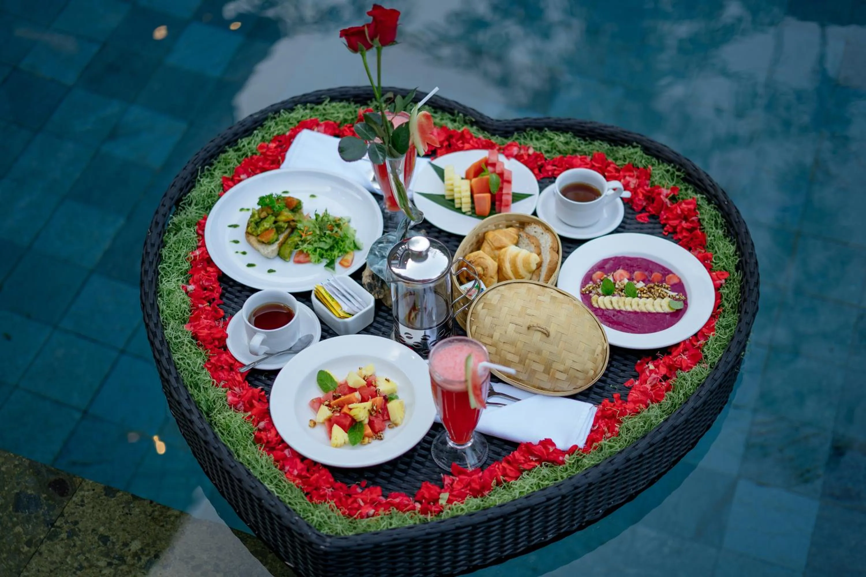 Breakfast in Ahamta Ubud by Prasi