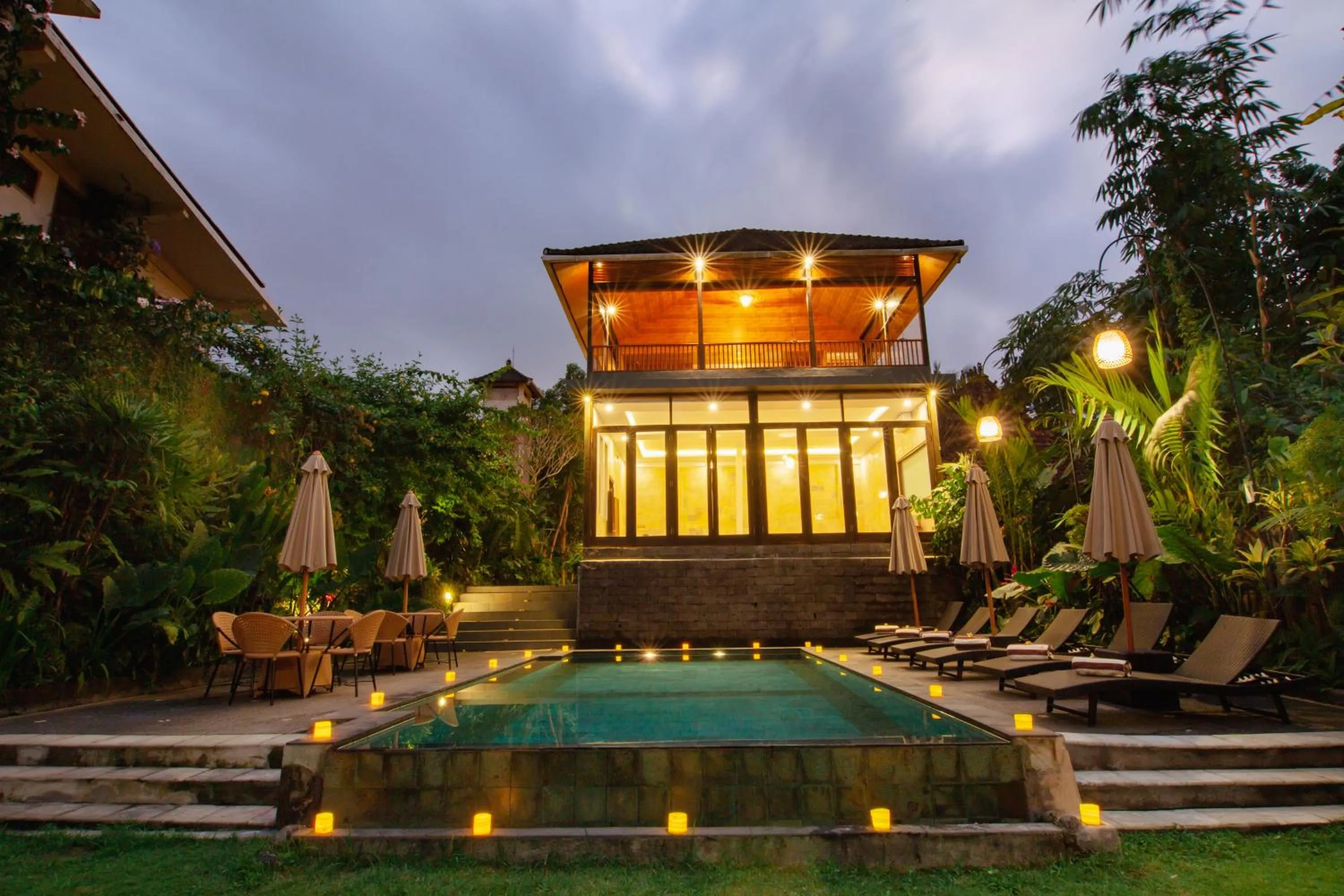 Property building in Ahamta Ubud by Prasi
