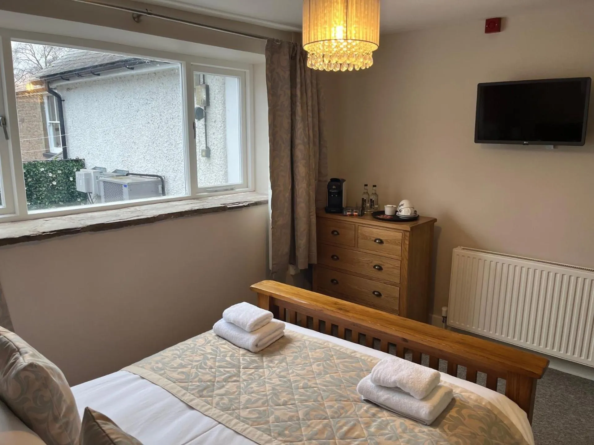 Bed in The Temple Bar Inn