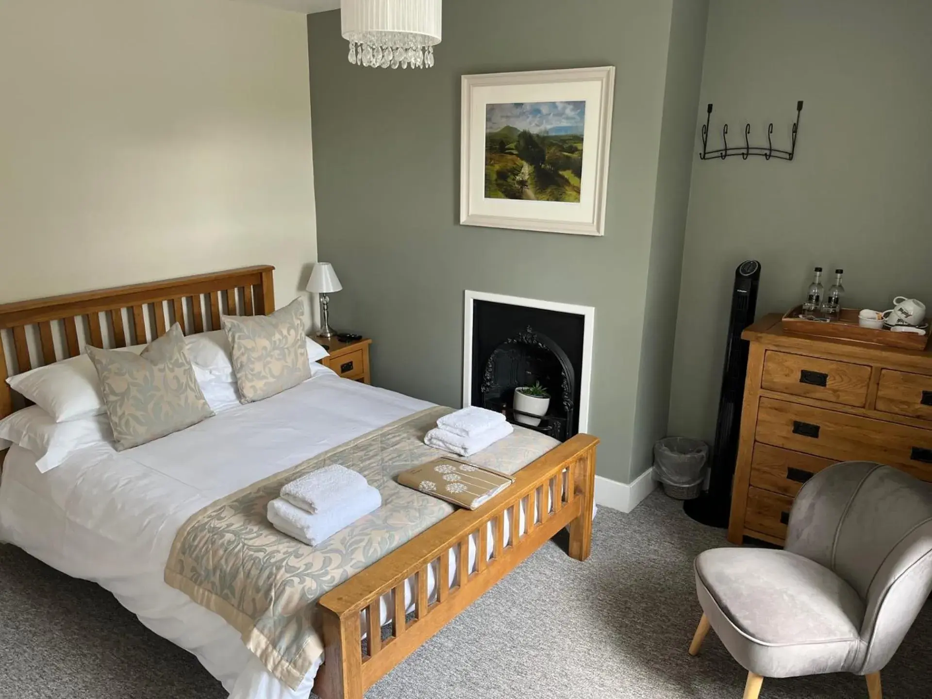 Double Room with Private Bathroom - single occupancy in The Temple Bar Inn Double Room with Private Bathroom - single occupancy in The Temple Bar Inn