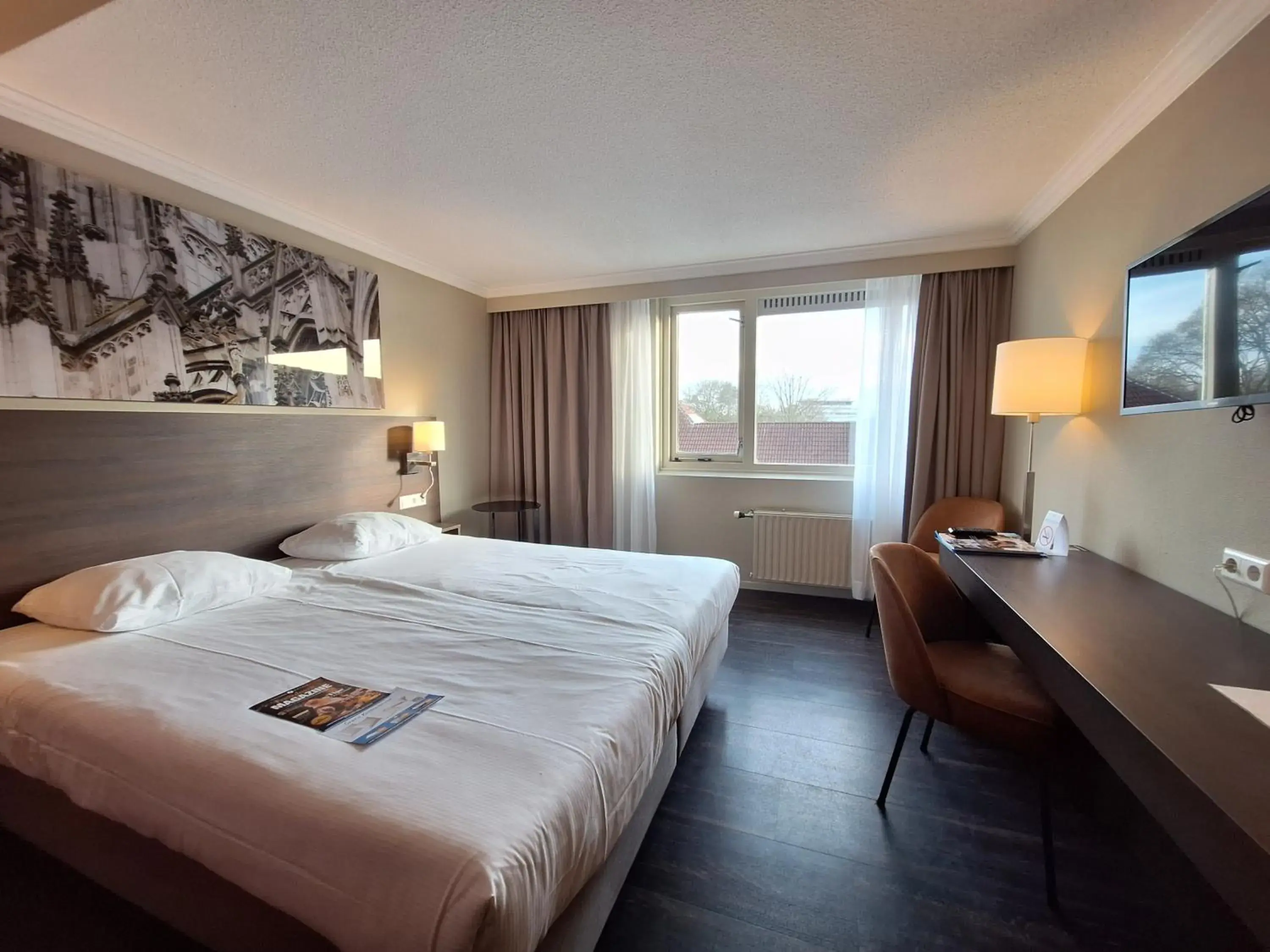 Bedroom, Bed in Fletcher Hotel-Restaurant ‘s-Hertogenbosch Bedroom, Bed in Fletcher Hotel-Restaurant ‘s-Hertogenbosch