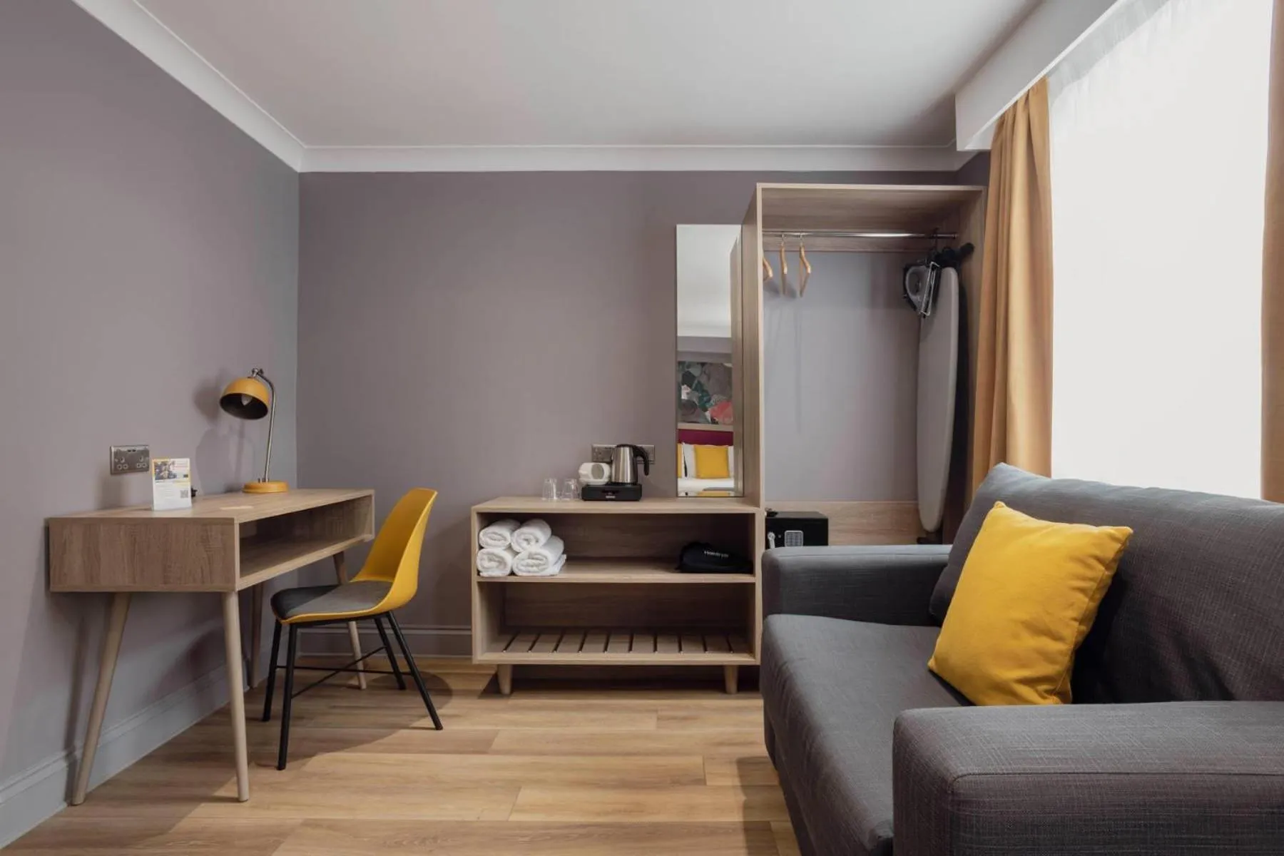 Bedroom in Comfort Inn Victoria