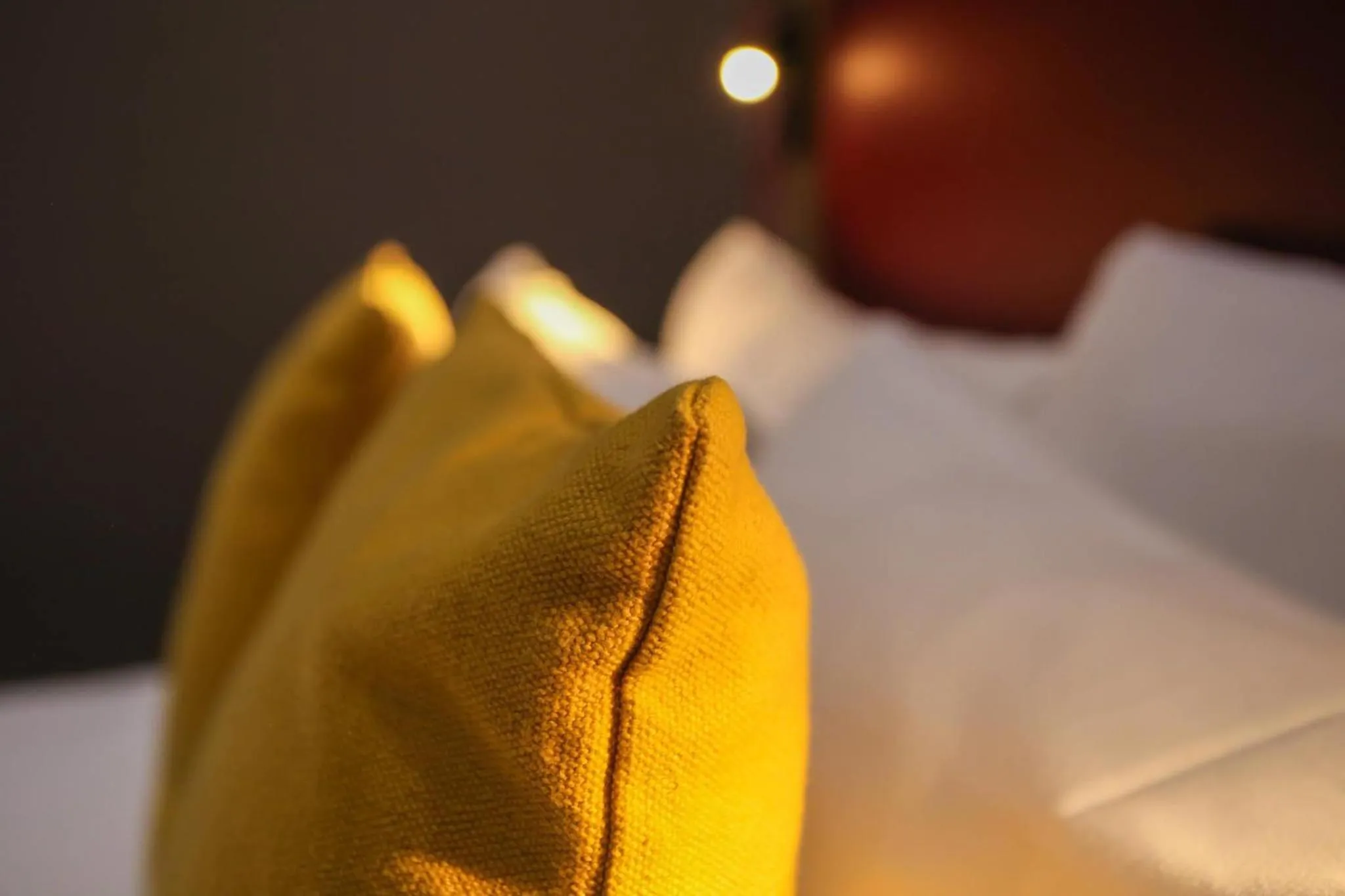 Bedroom, Bed in Comfort Inn Victoria