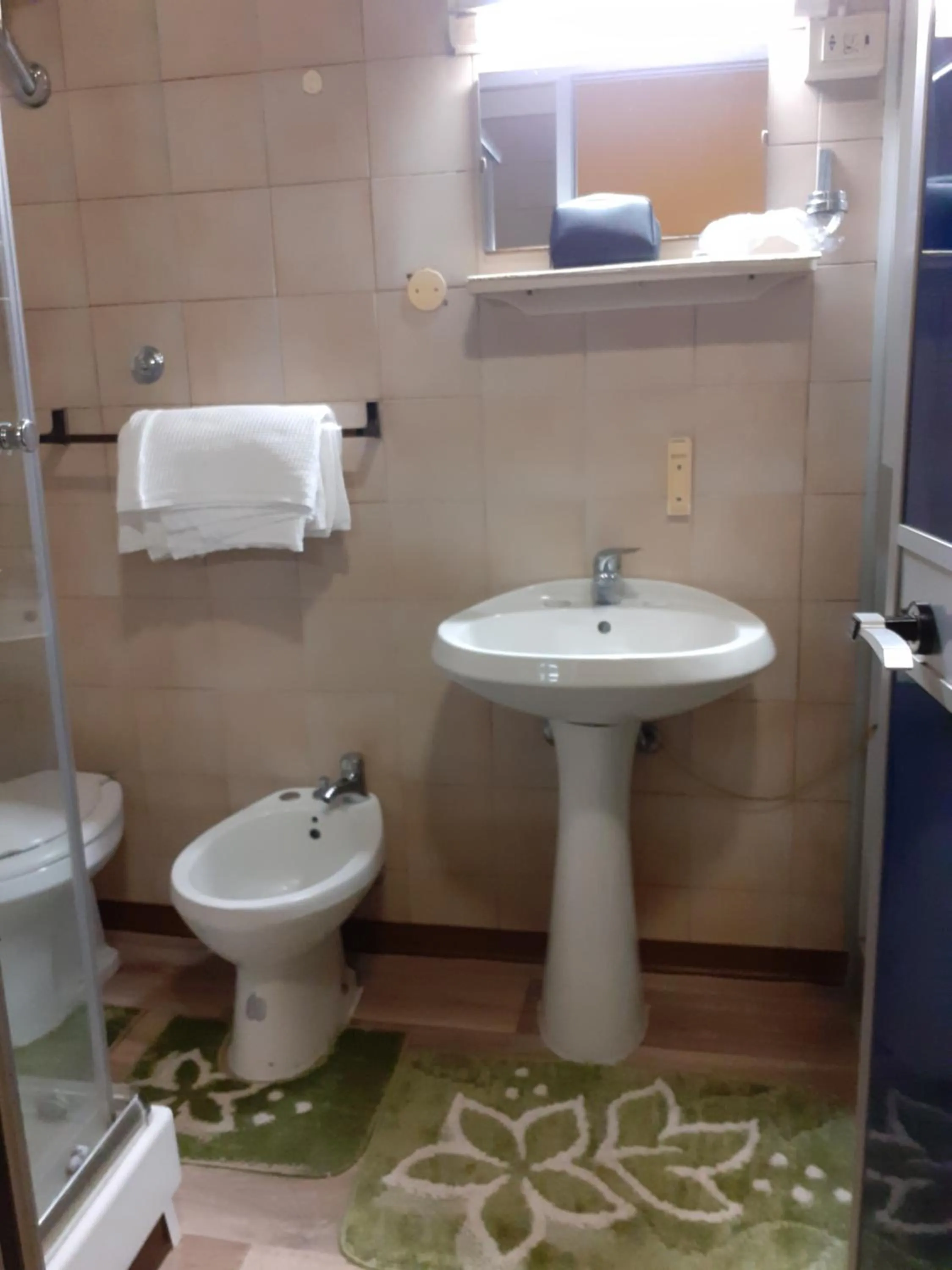 Bathroom in Albergo Da Peppino