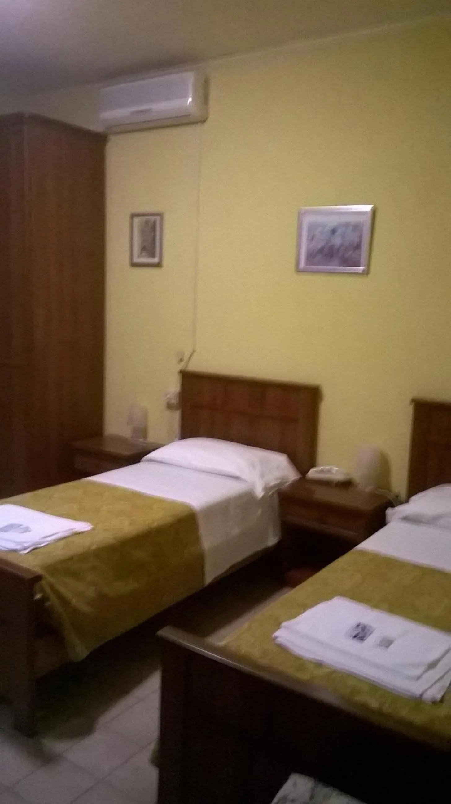 Bed in Albergo Da Peppino