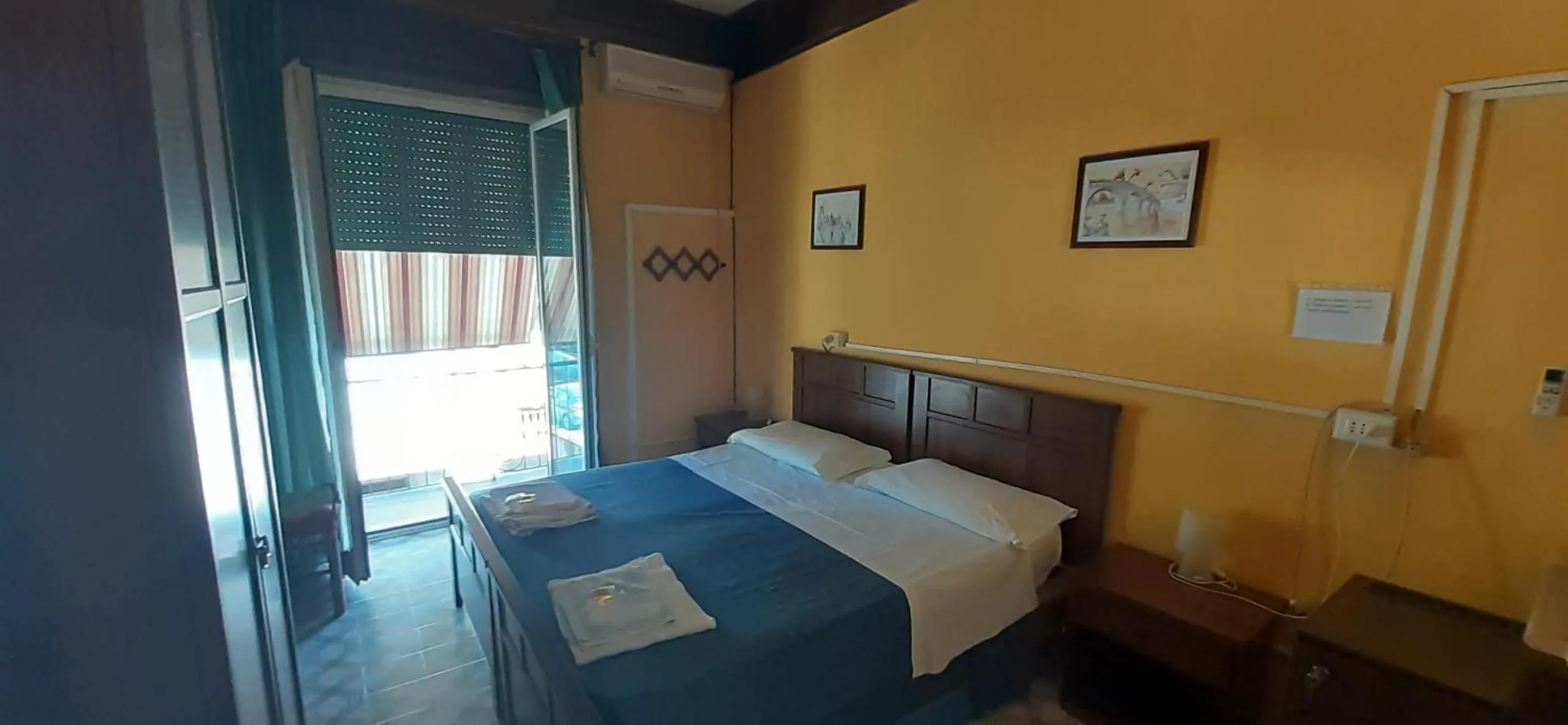 Photo of the whole room in Albergo Da Peppino