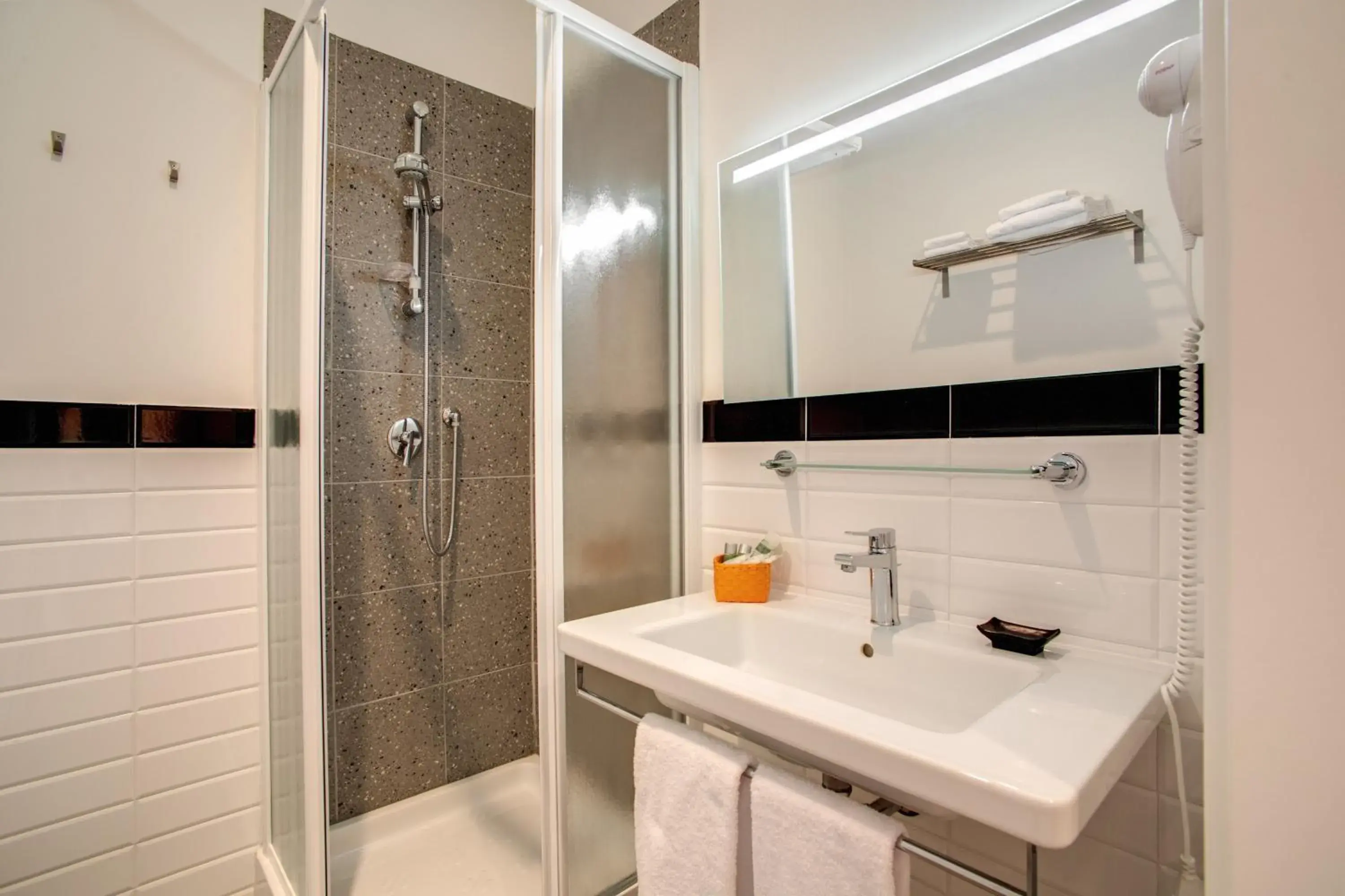 Bathroom in Roma In Una Stanza Guesthouse Bathroom in Roma In Una Stanza Guesthouse