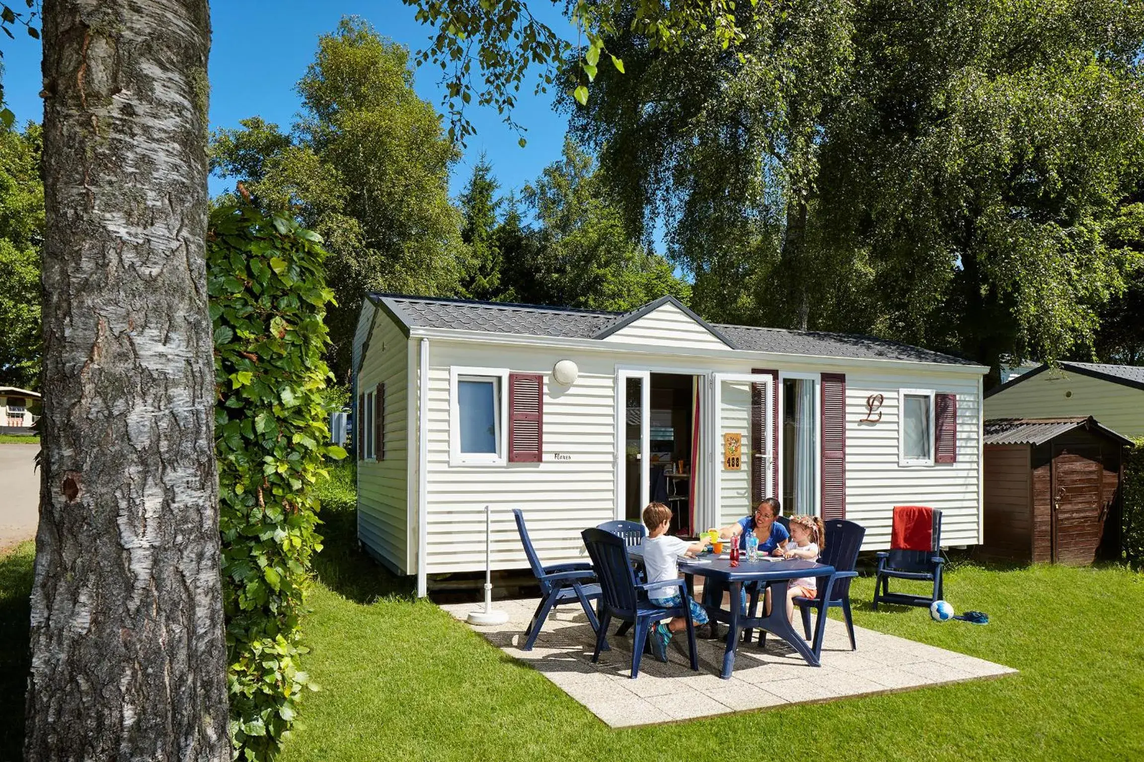 Stacaravan 4 personen (2 slaapkamers) in Ardennen Camping Bertrix Stacaravan 4 personen (2 slaapkamers) in Ardennen Camping Bertrix