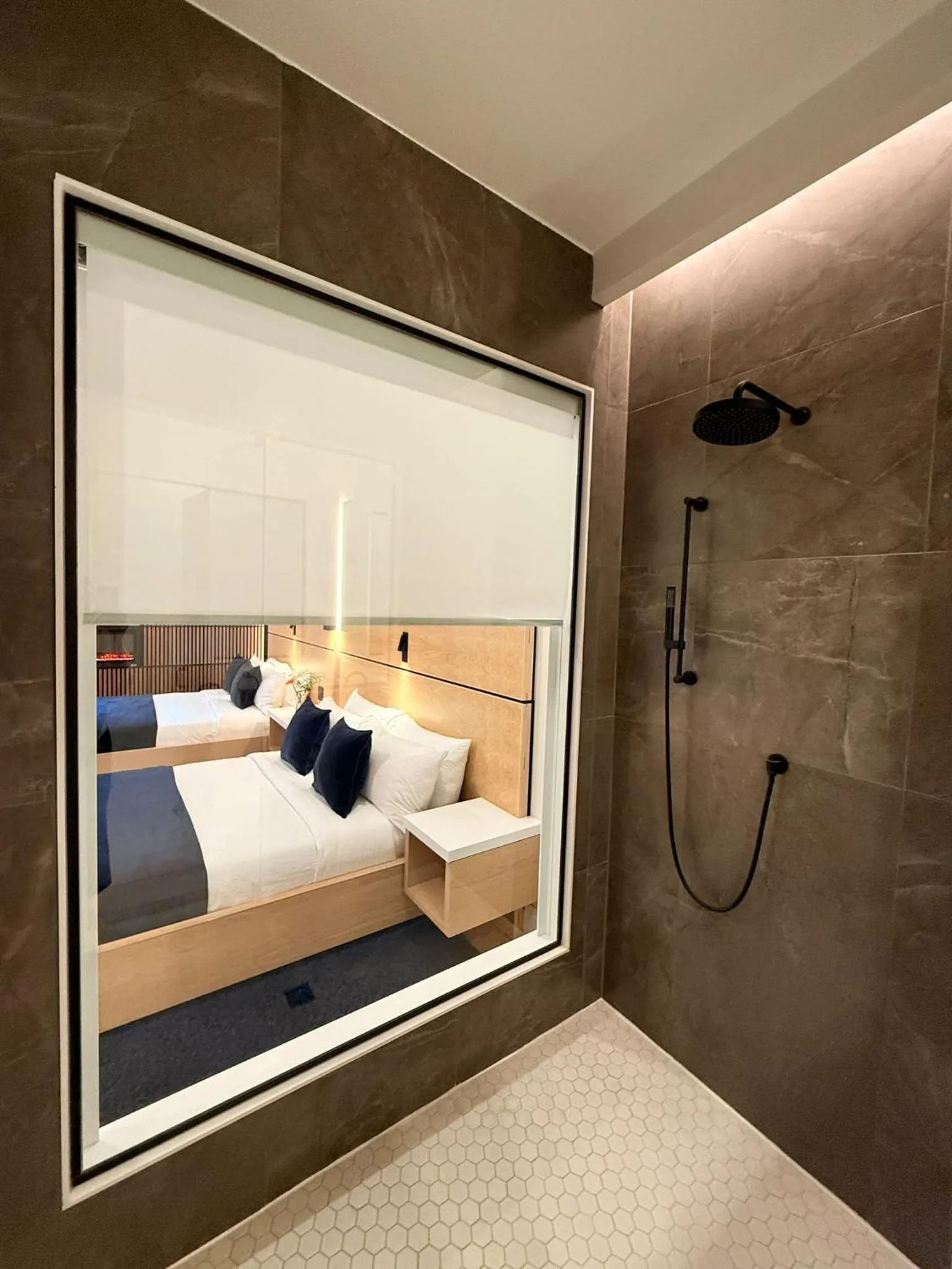 Bed in Cribs on Main