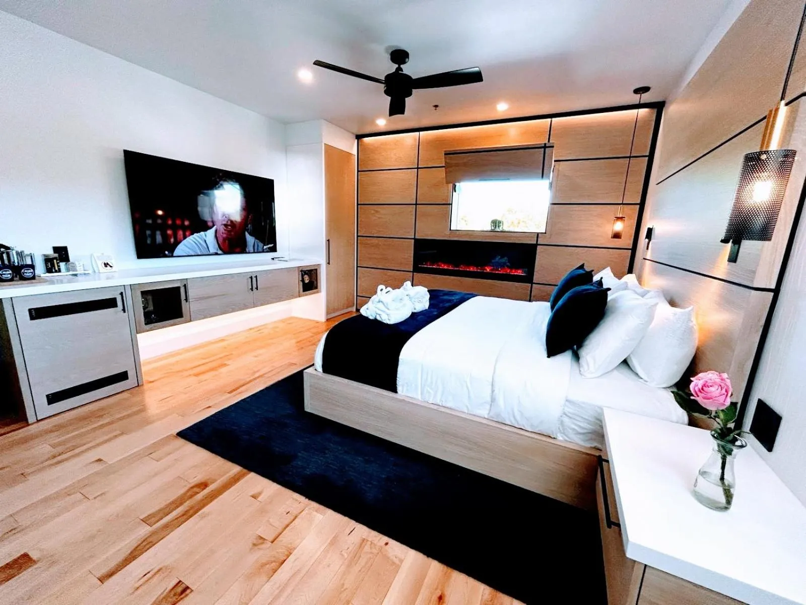 Bed in Cribs on Main