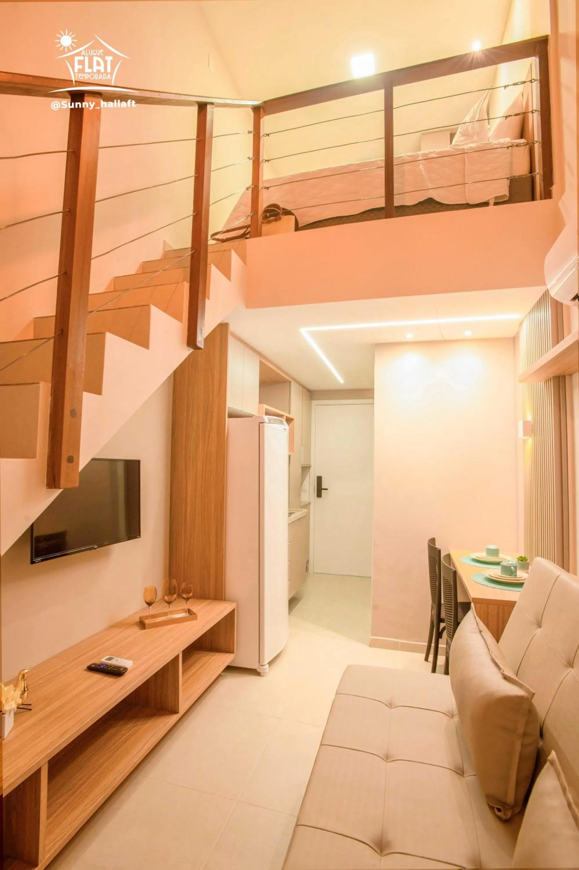 Communal lounge/ TV room, Bed in Sunny Hall by AFT